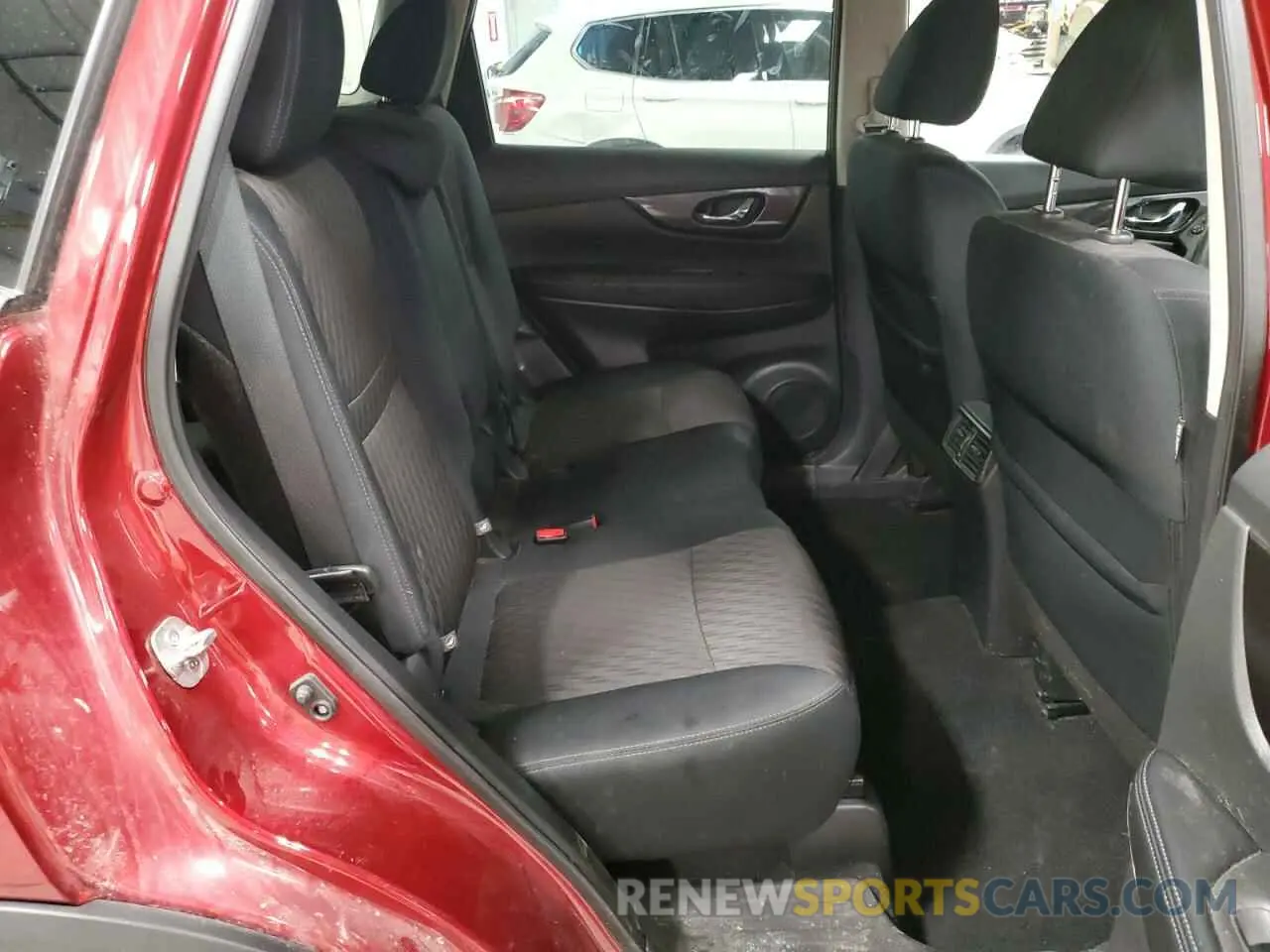 11 Photograph of a damaged car 5N1AT2MV2KC710575 NISSAN ROGUE 2019