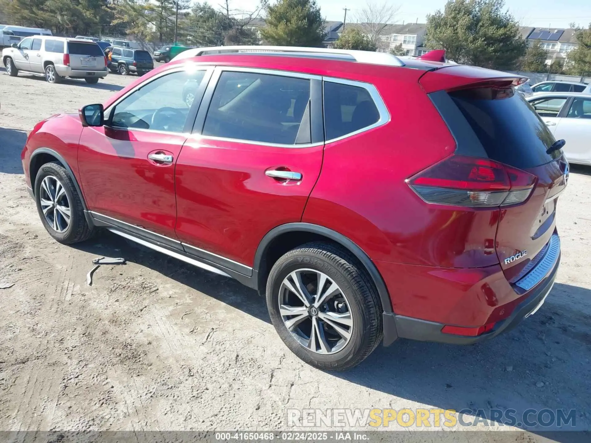 3 Photograph of a damaged car 5N1AT2MV2KC720510 NISSAN ROGUE 2019