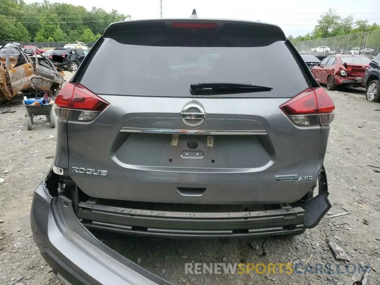 6 Photograph of a damaged car 5N1AT2MV2KC782800 NISSAN ROGUE 2019