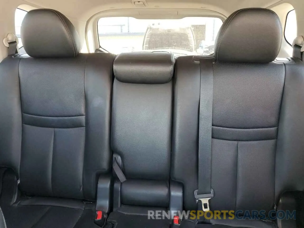 10 Photograph of a damaged car 5N1AT2MV2KC783641 NISSAN ROGUE 2019