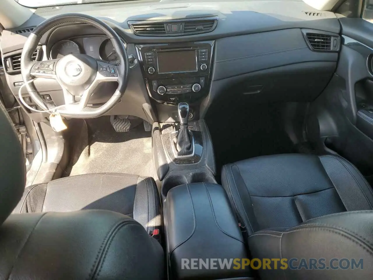8 Photograph of a damaged car 5N1AT2MV2KC783641 NISSAN ROGUE 2019