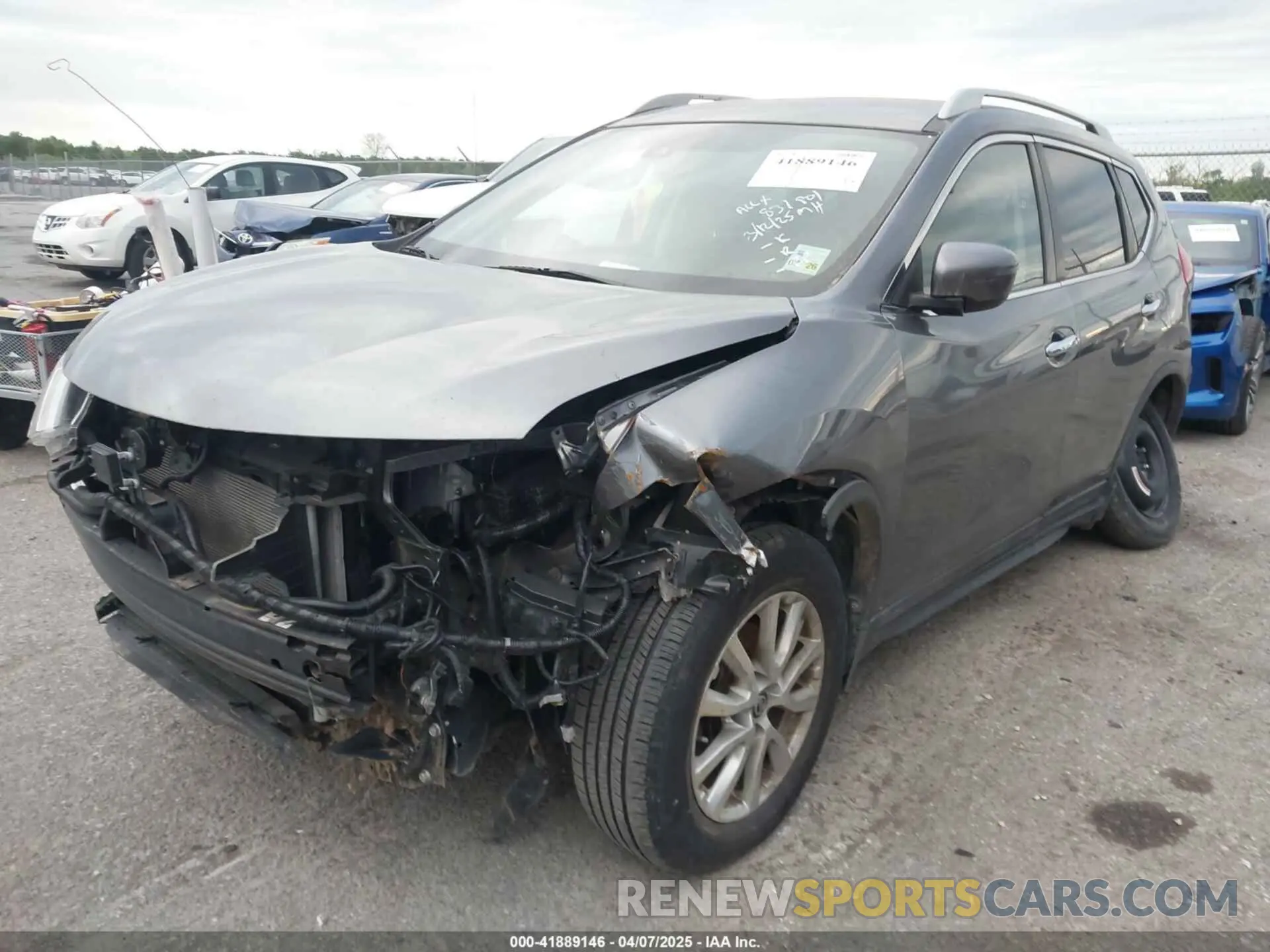 2 Photograph of a damaged car 5N1AT2MV2KC831901 NISSAN ROGUE 2019