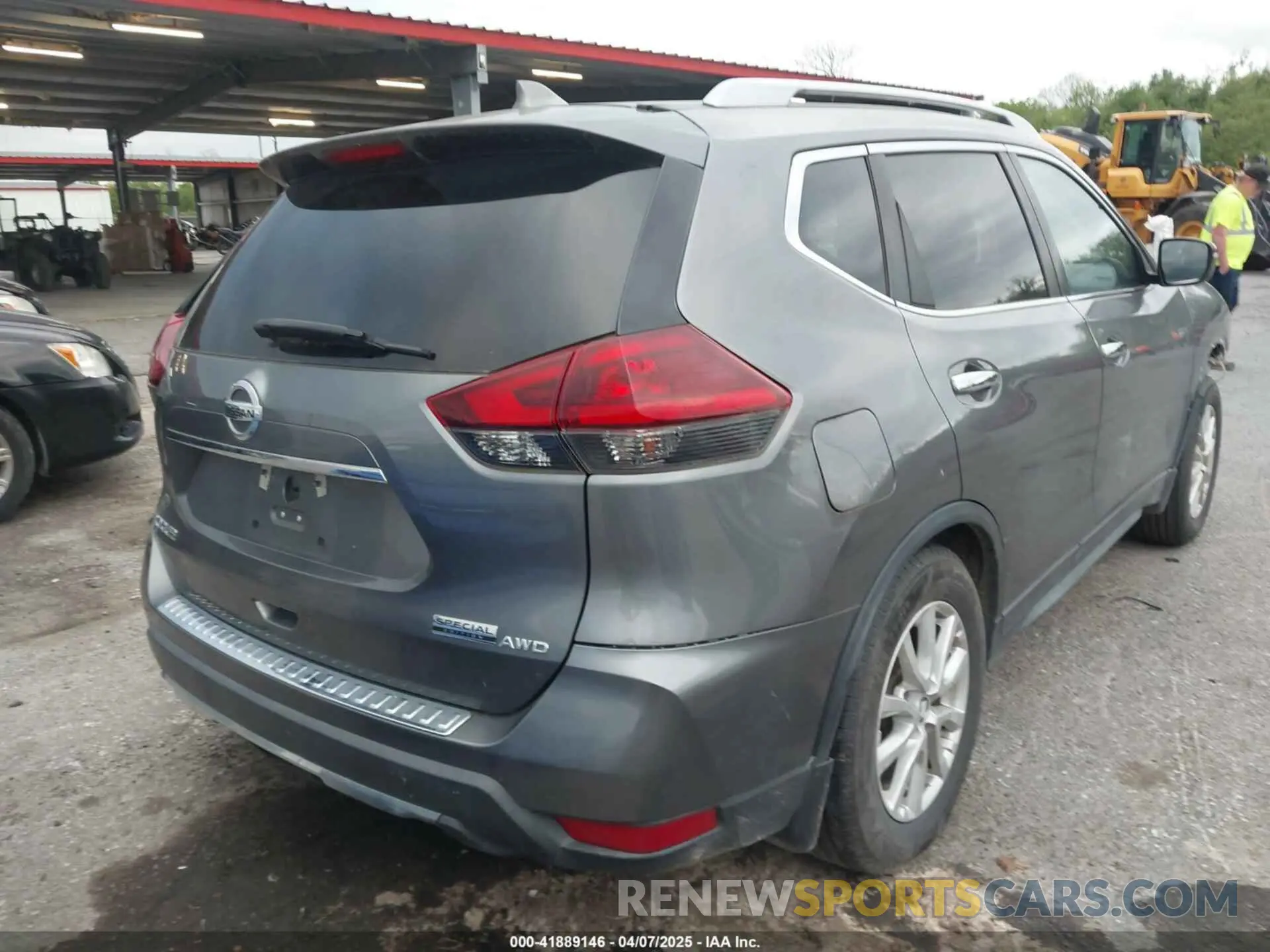 4 Photograph of a damaged car 5N1AT2MV2KC831901 NISSAN ROGUE 2019