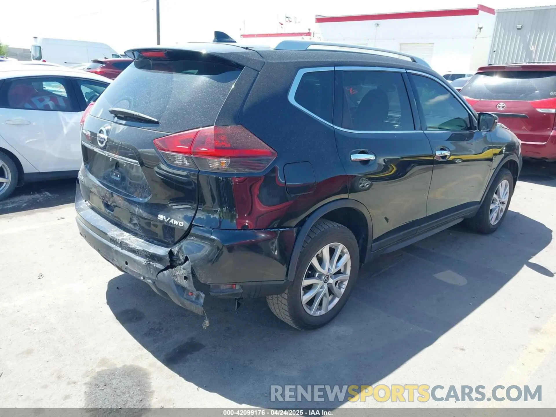 4 Photograph of a damaged car 5N1AT2MV3KC702341 NISSAN ROGUE 2019