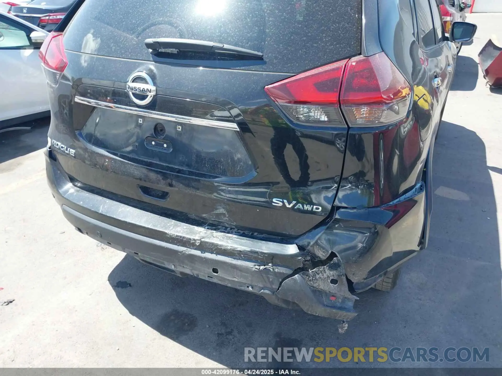 6 Photograph of a damaged car 5N1AT2MV3KC702341 NISSAN ROGUE 2019