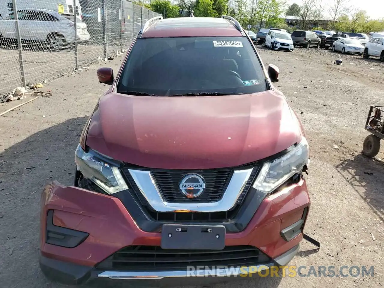 5 Photograph of a damaged car 5N1AT2MV3KC811432 NISSAN ROGUE 2019