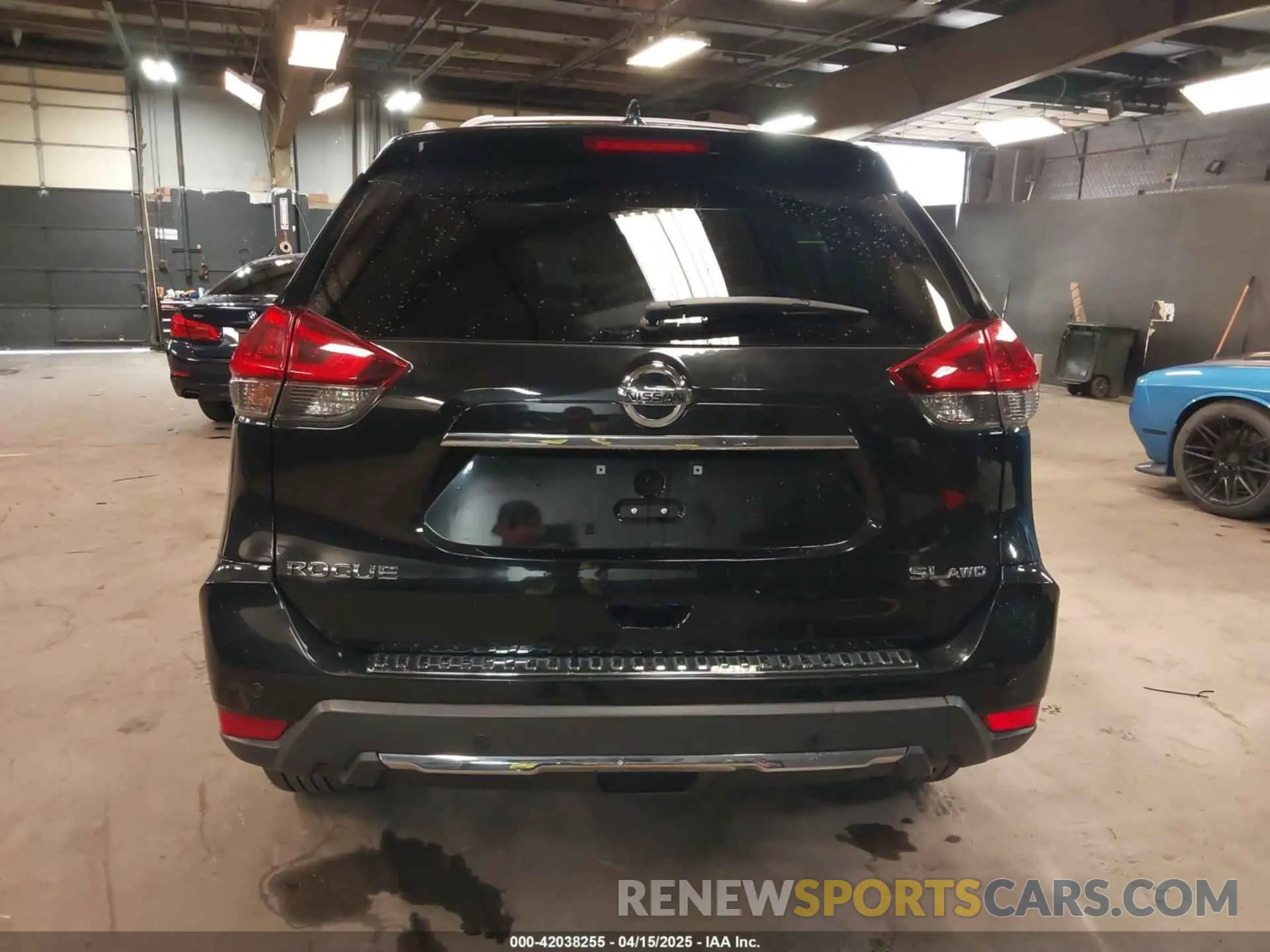 16 Photograph of a damaged car 5N1AT2MV3KC828263 NISSAN ROGUE 2019