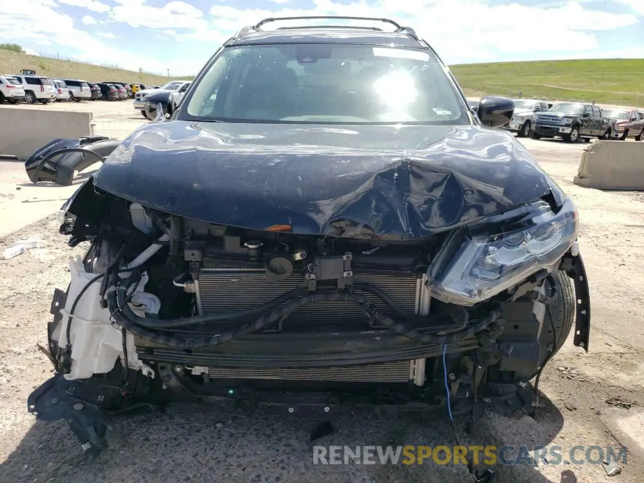 5 Photograph of a damaged car 5N1AT2MV3KC829798 NISSAN ROGUE 2019