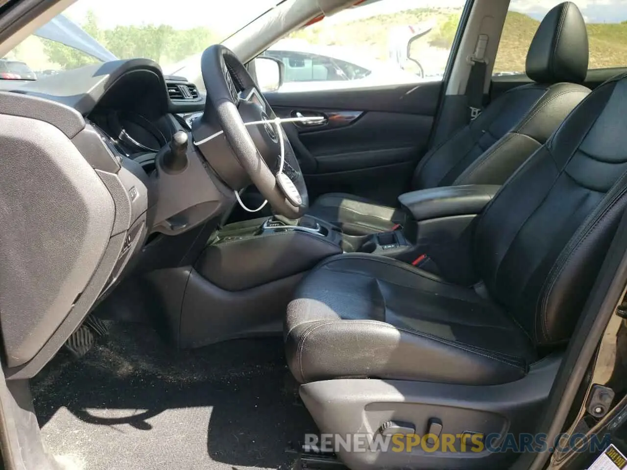 7 Photograph of a damaged car 5N1AT2MV3KC829798 NISSAN ROGUE 2019