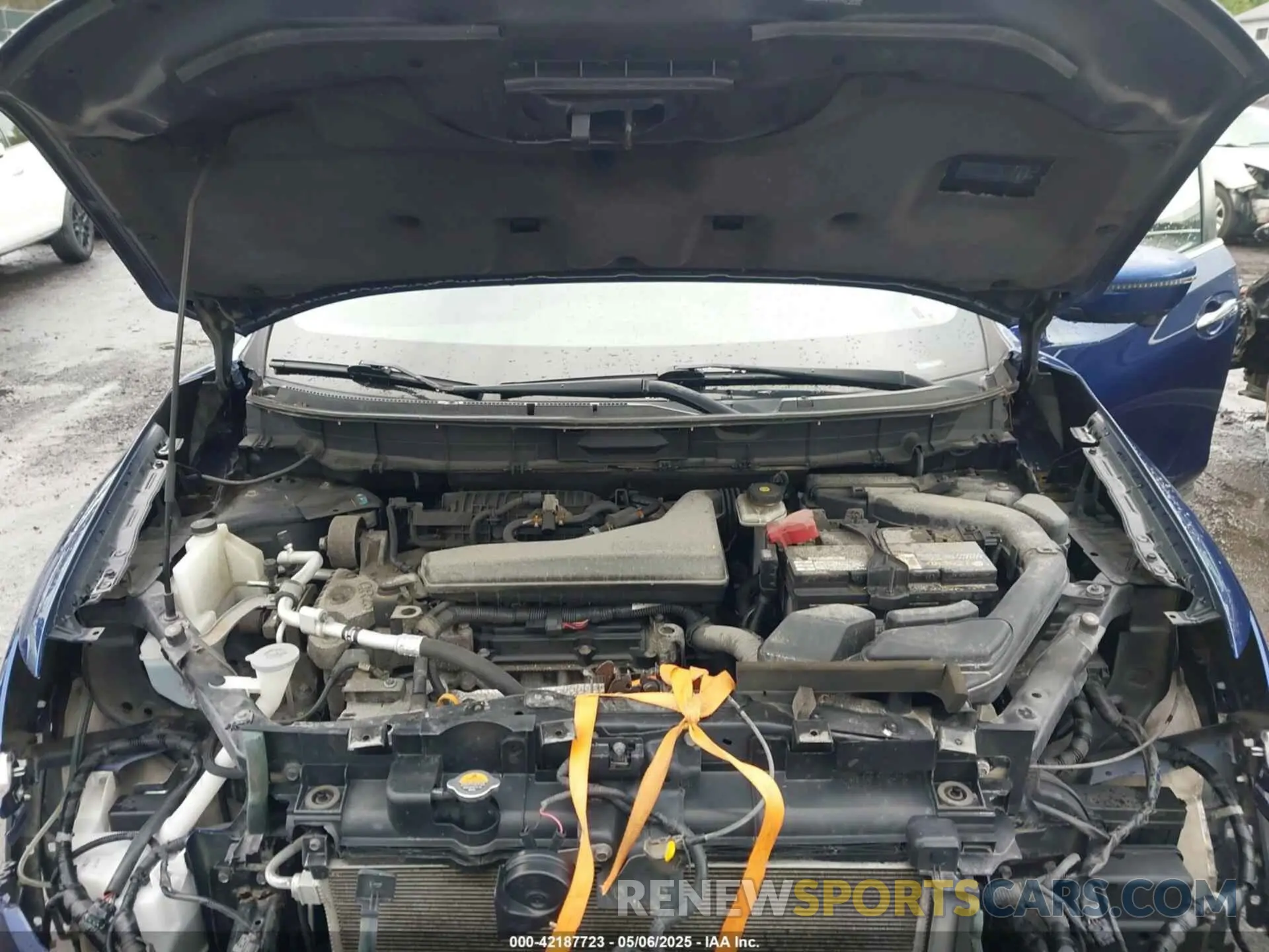 10 Photograph of a damaged car 5N1AT2MV4KC701862 NISSAN ROGUE 2019