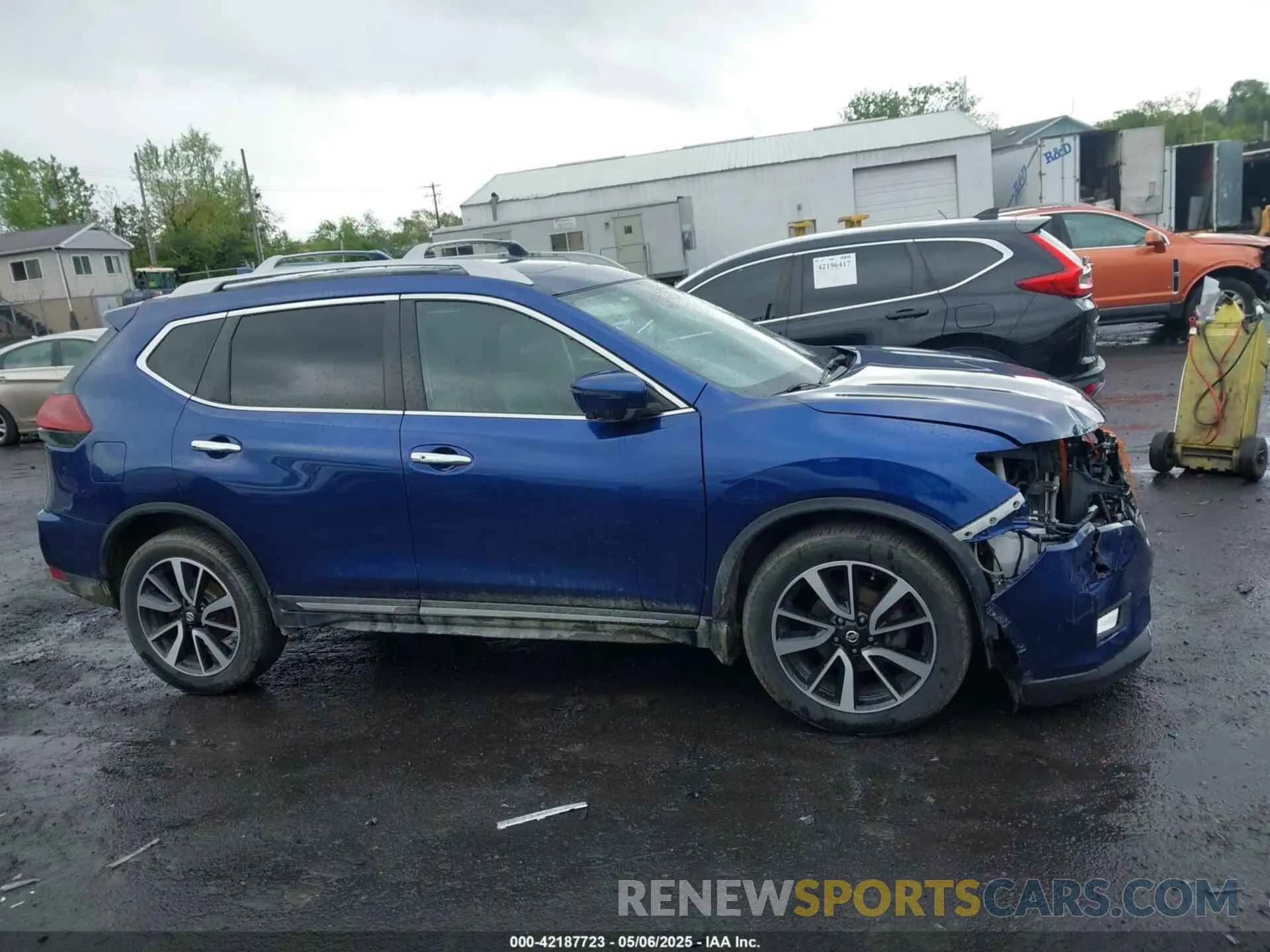 13 Photograph of a damaged car 5N1AT2MV4KC701862 NISSAN ROGUE 2019