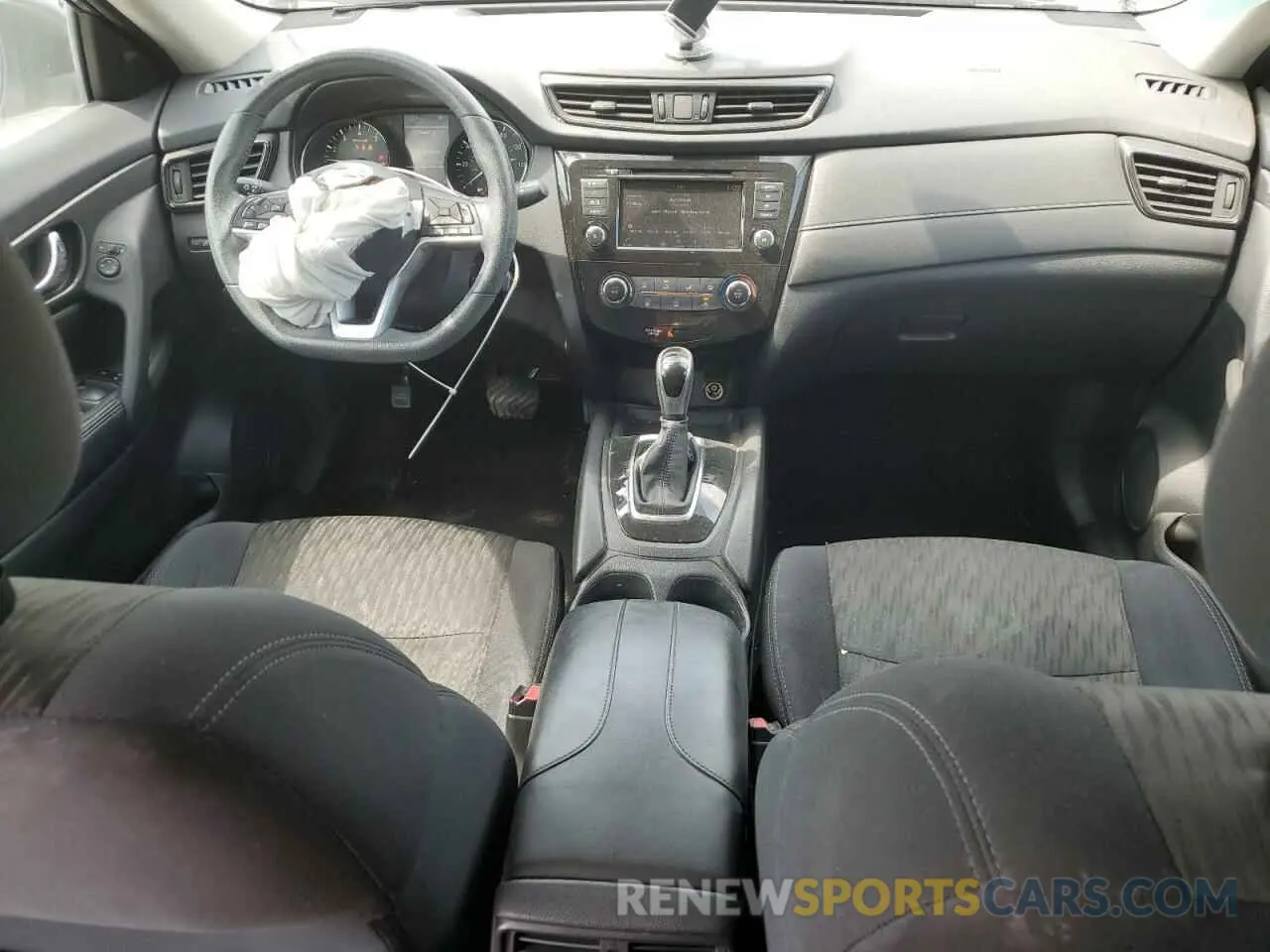 8 Photograph of a damaged car 5N1AT2MV4KC740015 NISSAN ROGUE 2019