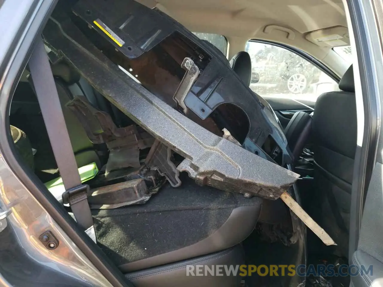 11 Photograph of a damaged car 5N1AT2MV4KC772723 NISSAN ROGUE 2019