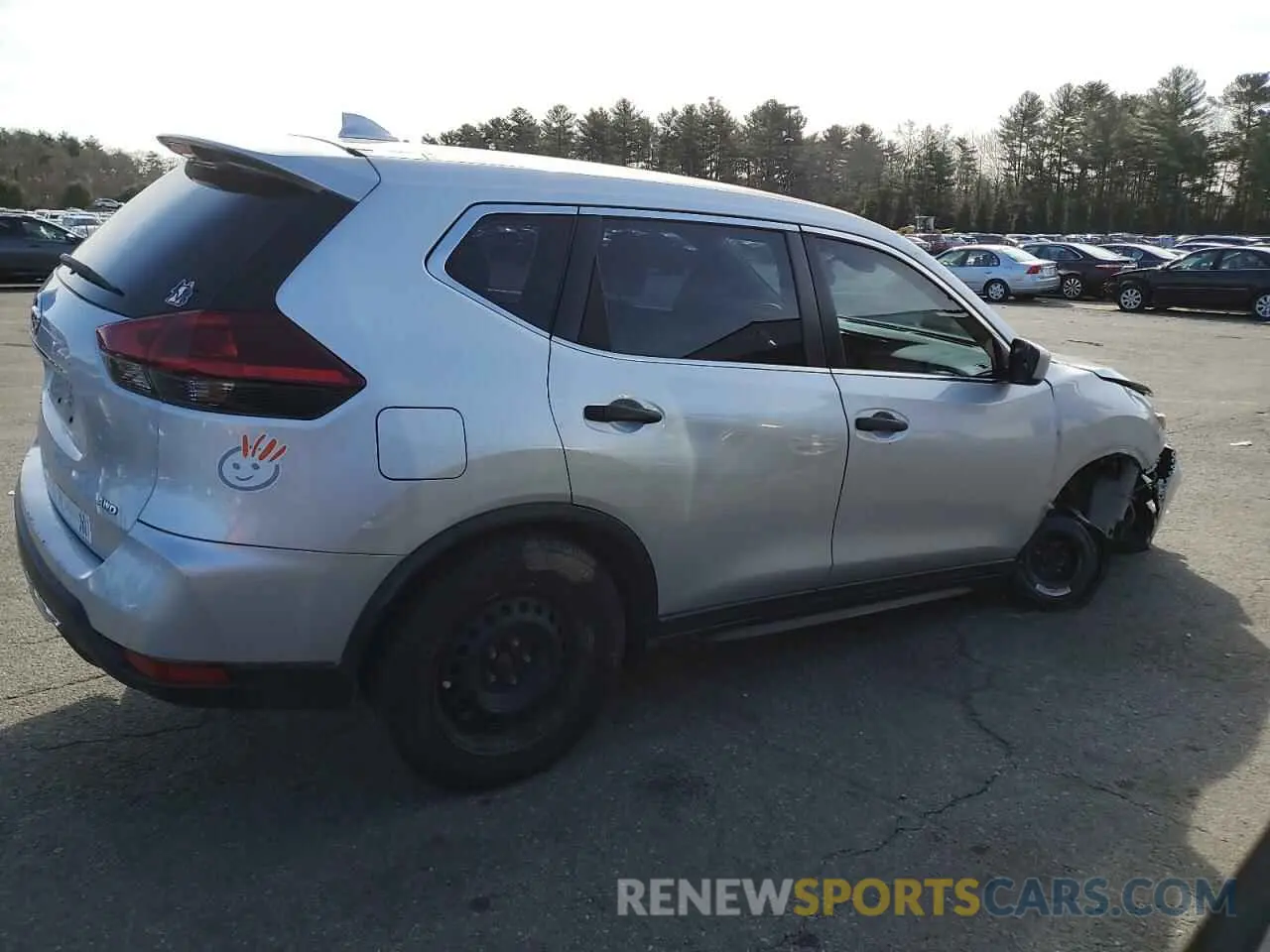 3 Photograph of a damaged car 5N1AT2MV4KC782832 NISSAN ROGUE 2019