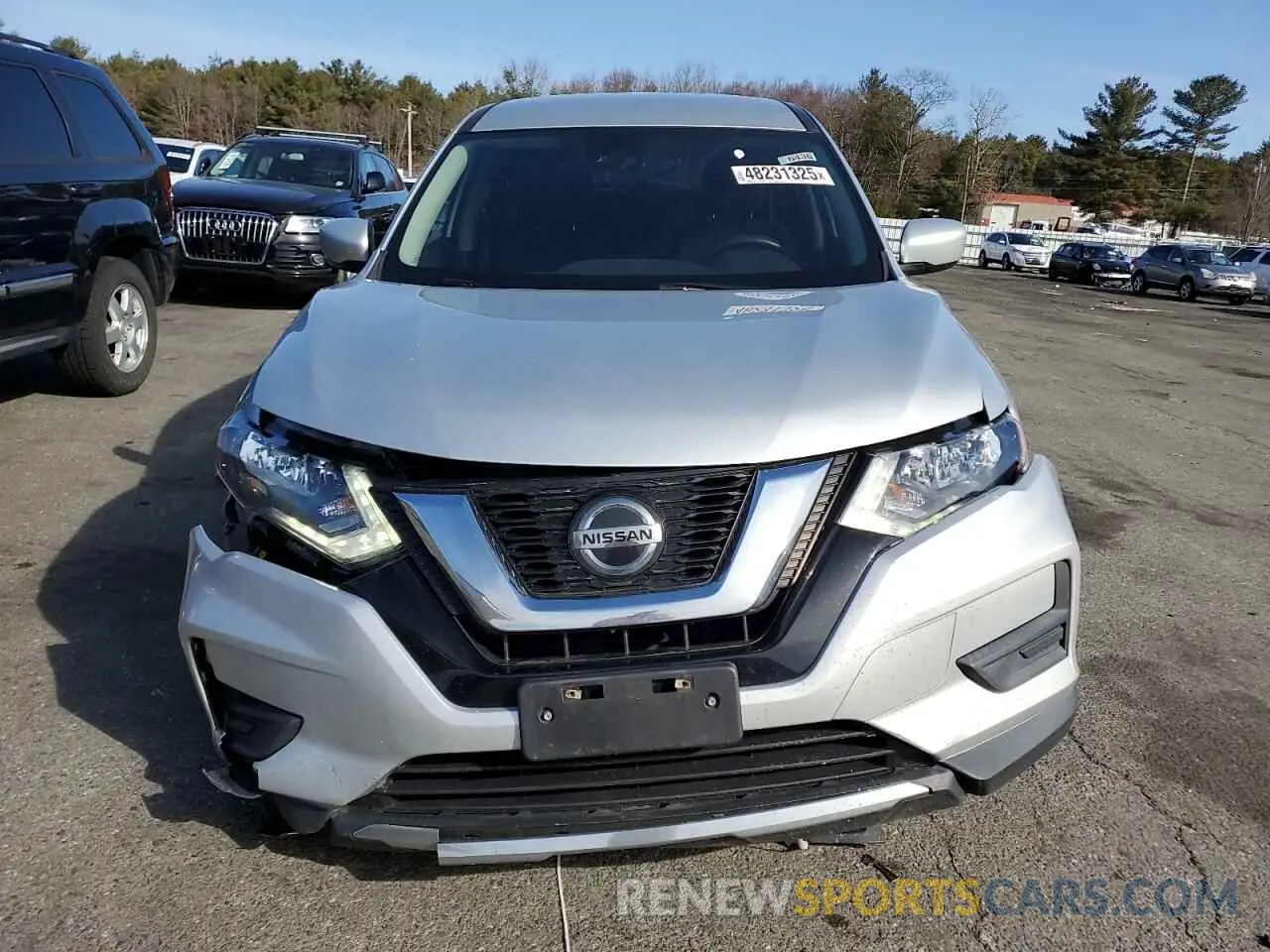 5 Photograph of a damaged car 5N1AT2MV4KC782832 NISSAN ROGUE 2019