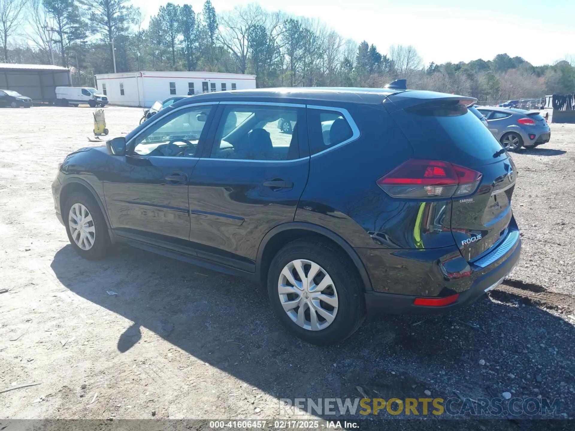 3 Photograph of a damaged car 5N1AT2MV4KC785326 NISSAN ROGUE 2019