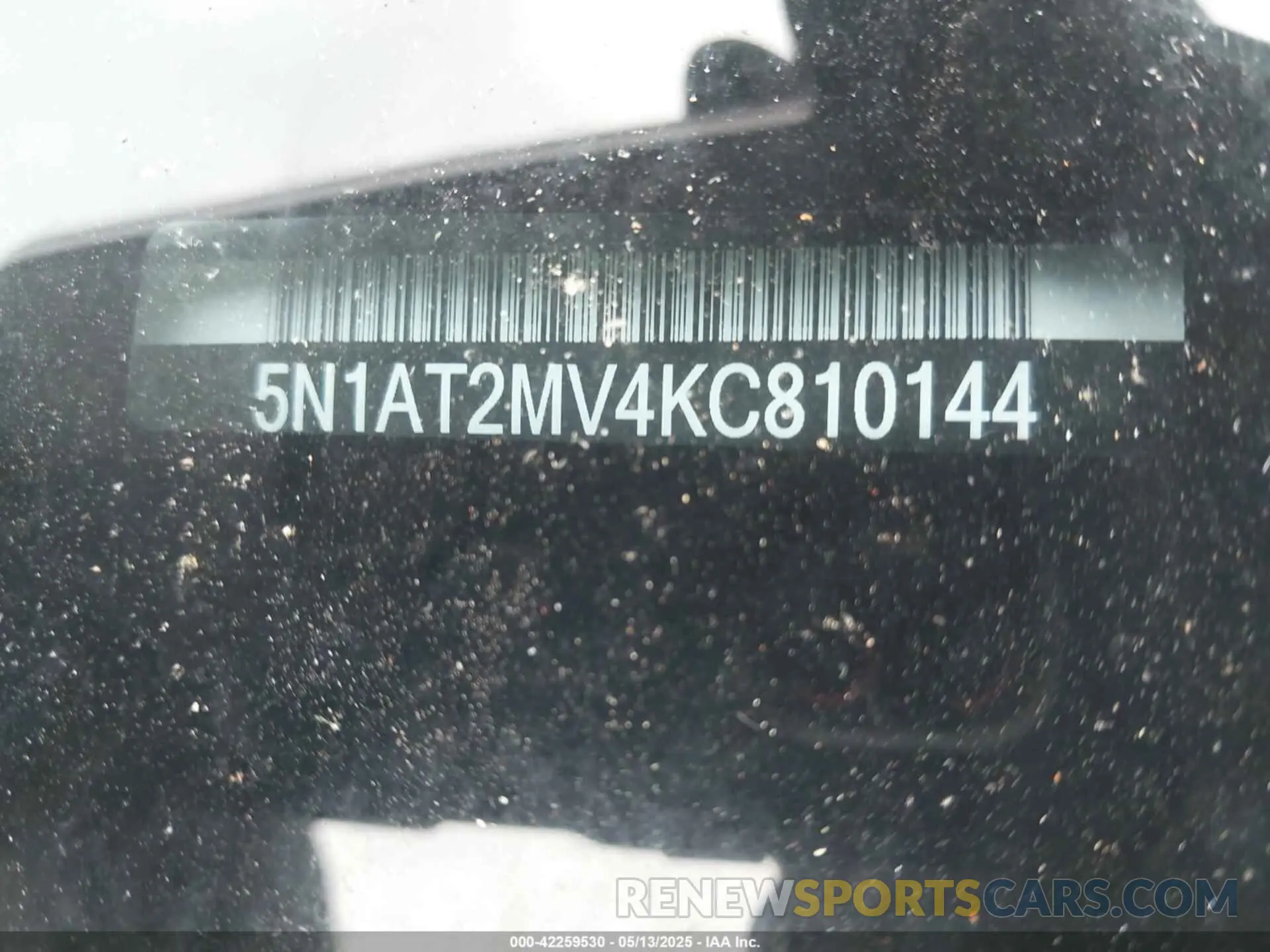 9 Photograph of a damaged car 5N1AT2MV4KC810144 NISSAN ROGUE 2019