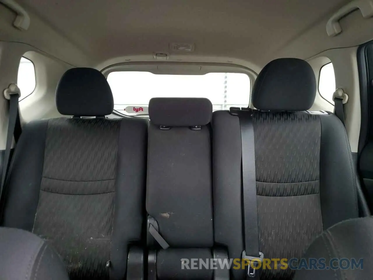 10 Photograph of a damaged car 5N1AT2MV5KC719691 NISSAN ROGUE 2019