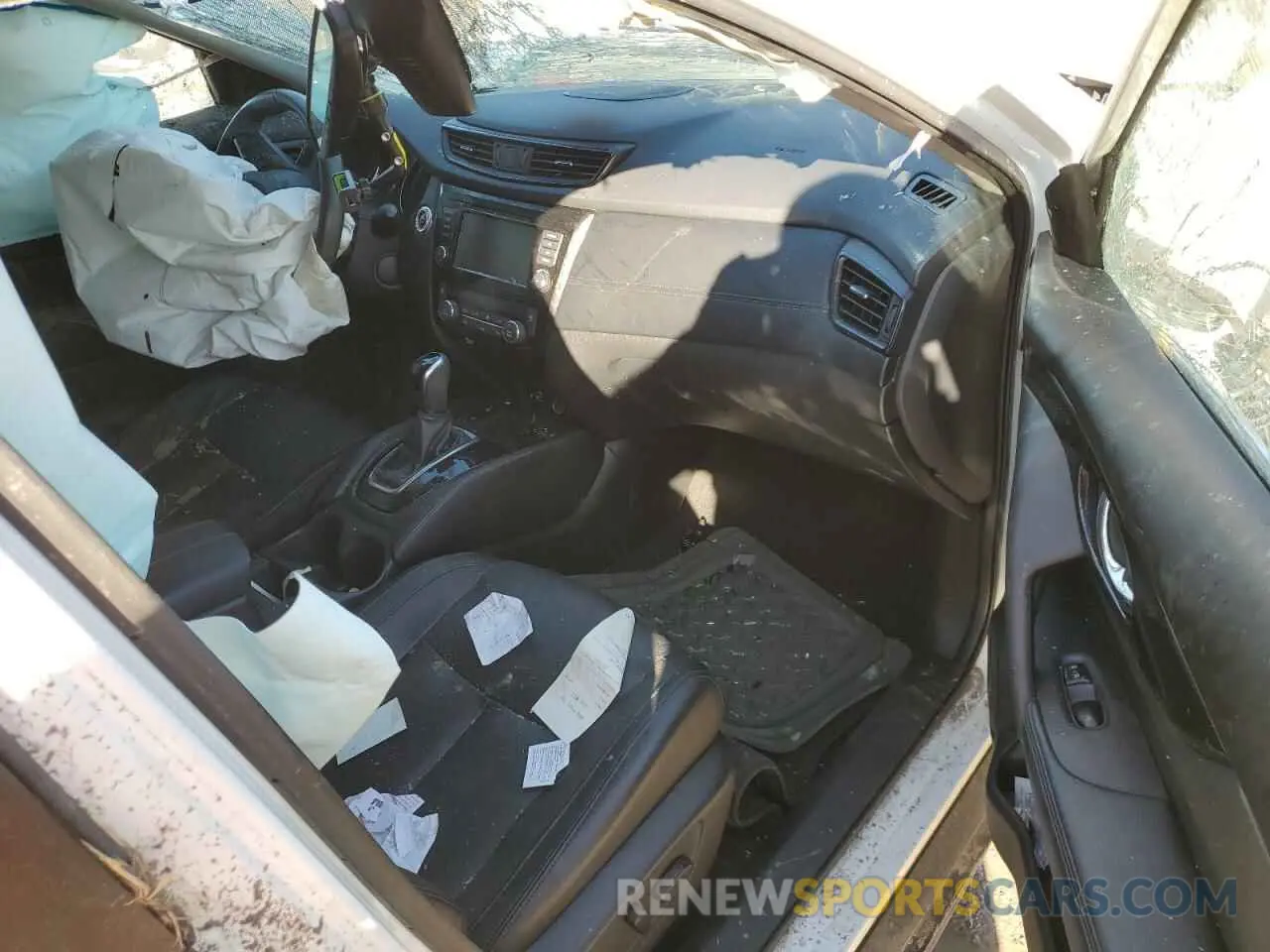 8 Photograph of a damaged car 5N1AT2MV5KC756336 NISSAN ROGUE 2019
