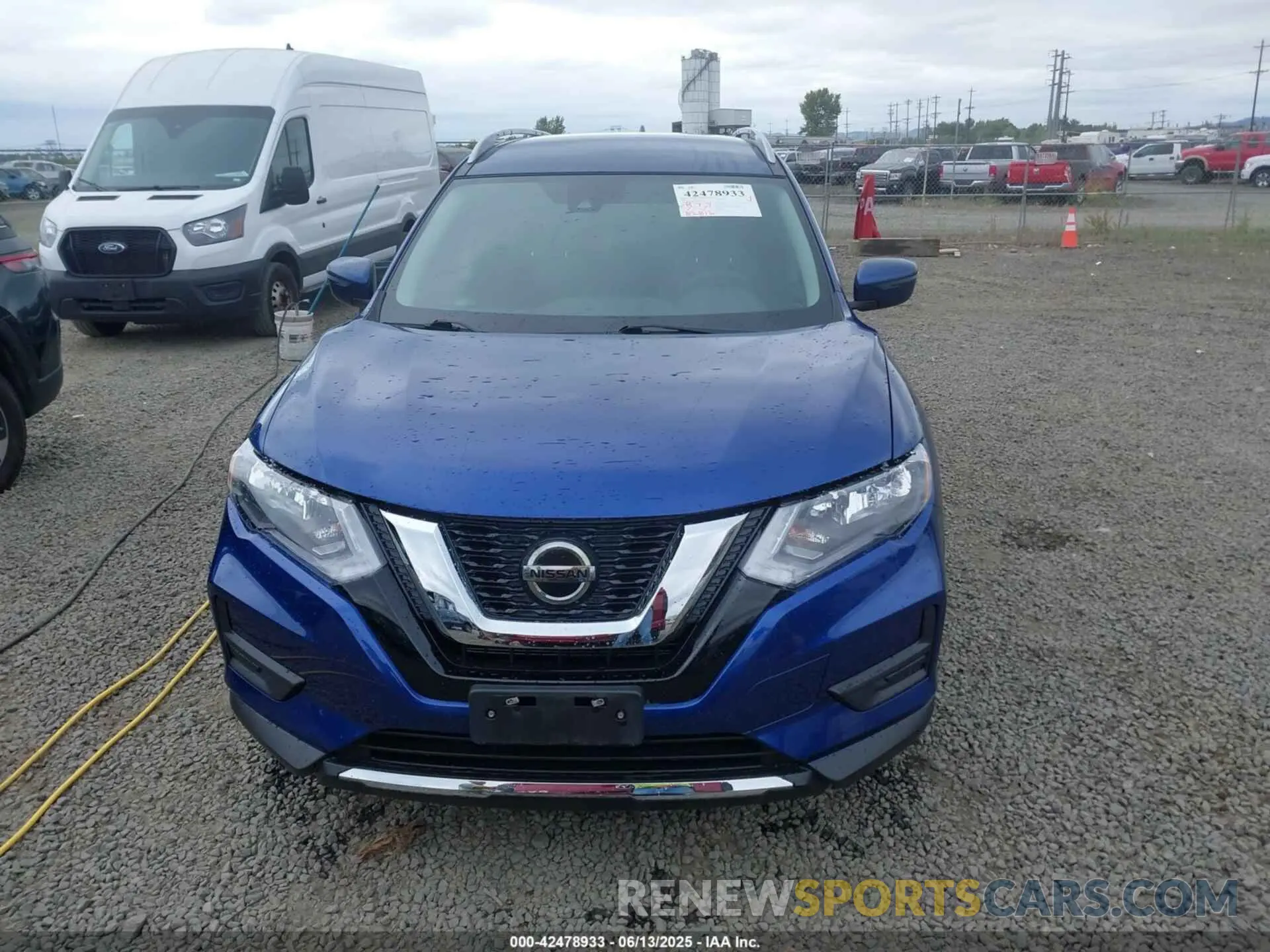 12 Photograph of a damaged car 5N1AT2MV5KC758717 NISSAN ROGUE 2019