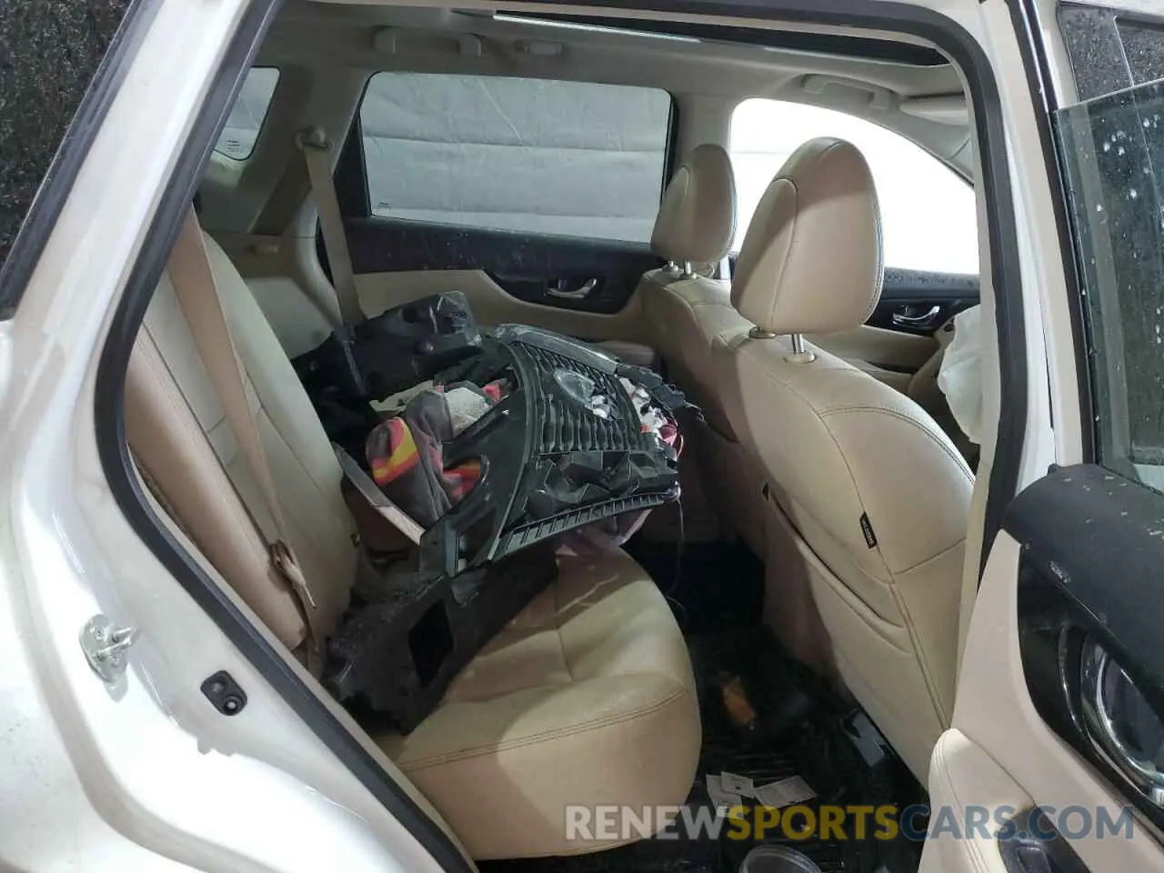 11 Photograph of a damaged car 5N1AT2MV5KC772844 NISSAN ROGUE 2019