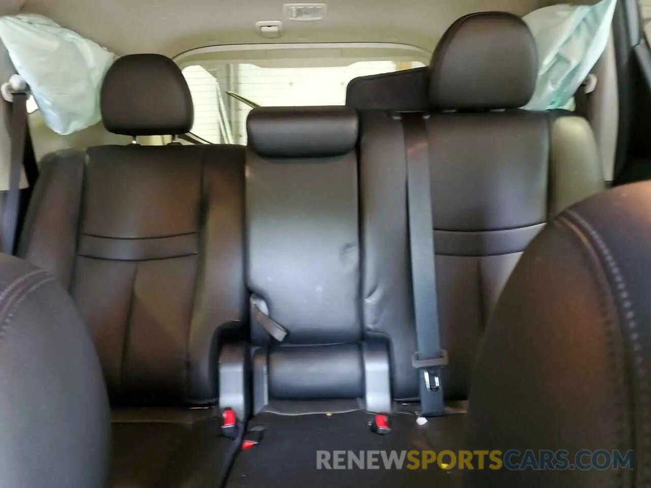 10 Photograph of a damaged car 5N1AT2MV5KC802442 NISSAN ROGUE 2019