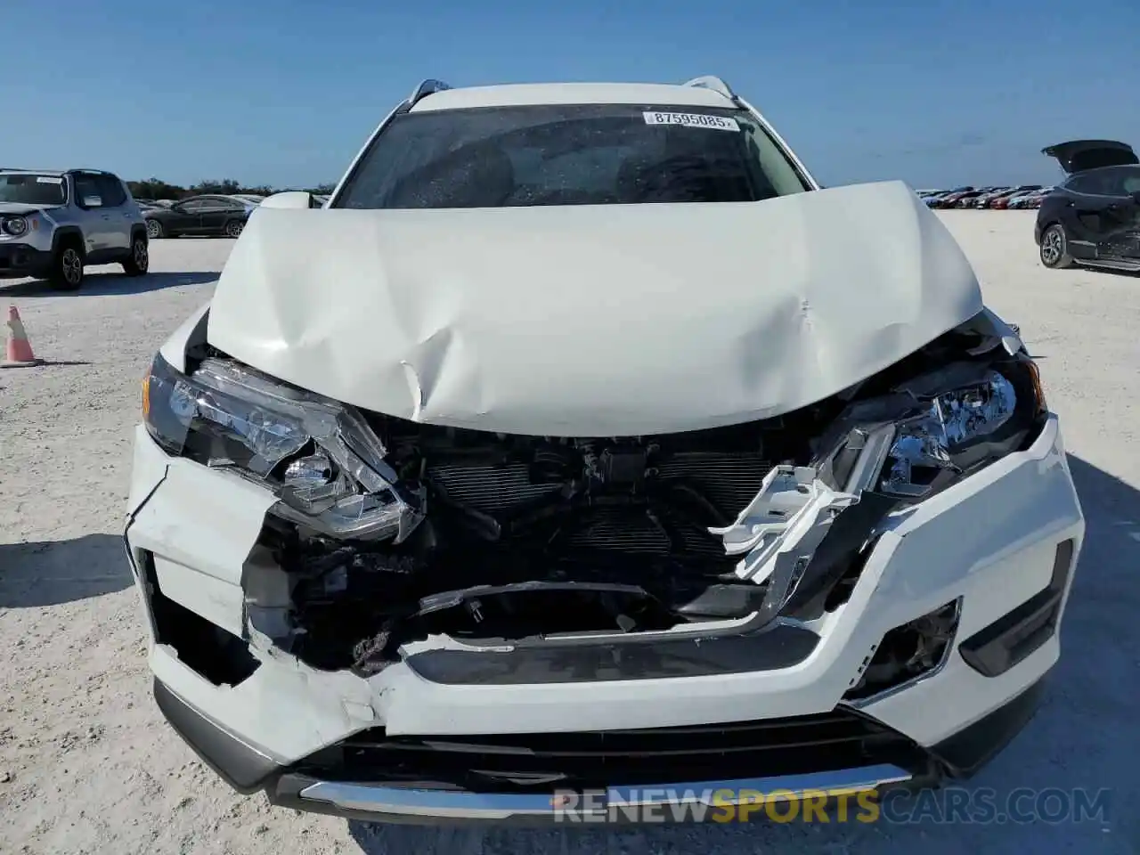 5 Photograph of a damaged car 5N1AT2MV5KC809715 NISSAN ROGUE 2019