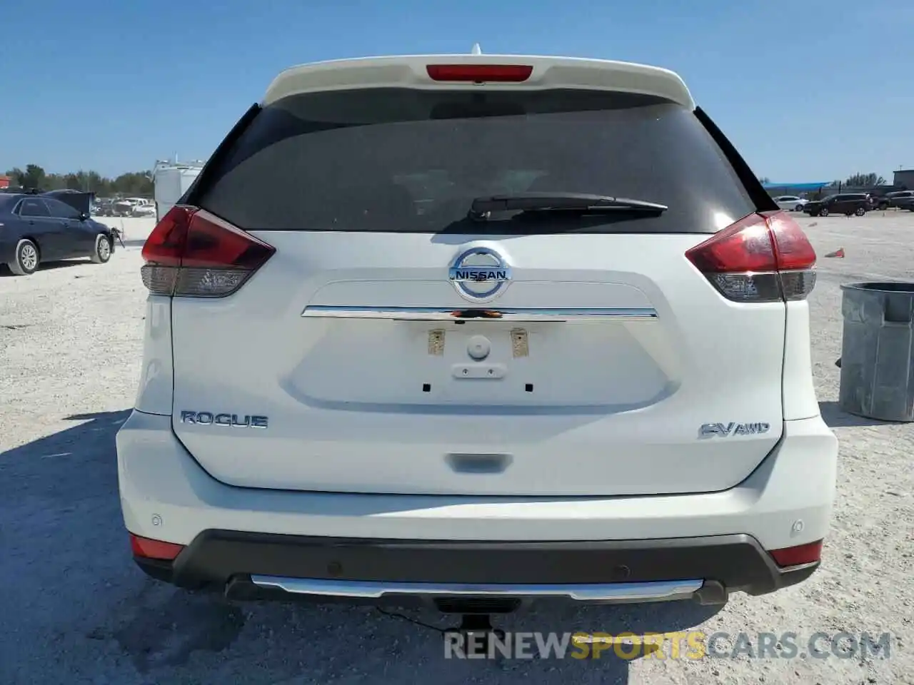 6 Photograph of a damaged car 5N1AT2MV5KC809715 NISSAN ROGUE 2019