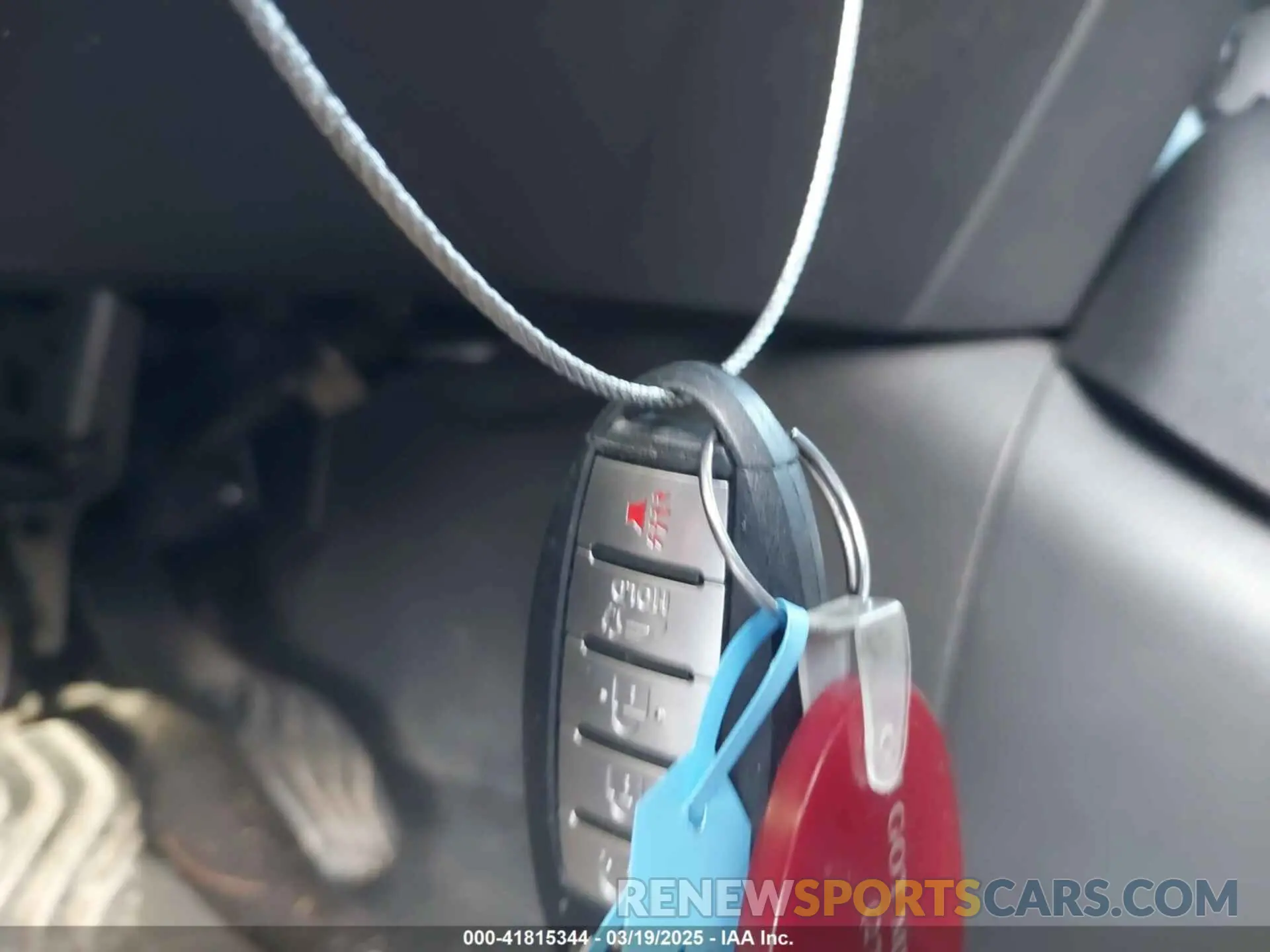 11 Photograph of a damaged car 5N1AT2MV6KC744650 NISSAN ROGUE 2019