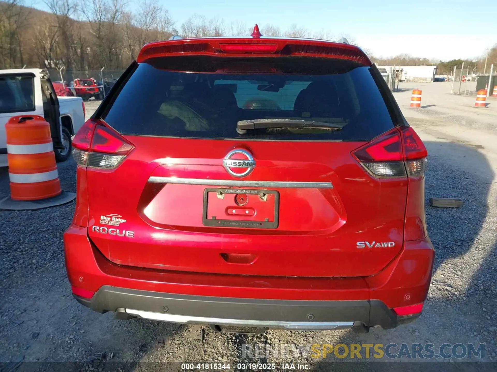 16 Photograph of a damaged car 5N1AT2MV6KC744650 NISSAN ROGUE 2019