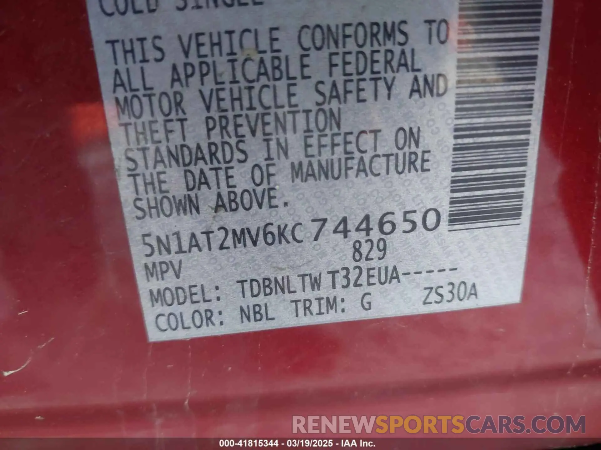 9 Photograph of a damaged car 5N1AT2MV6KC744650 NISSAN ROGUE 2019