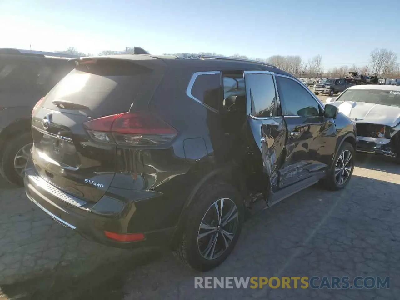3 Photograph of a damaged car 5N1AT2MV6KC842626 NISSAN ROGUE 2019