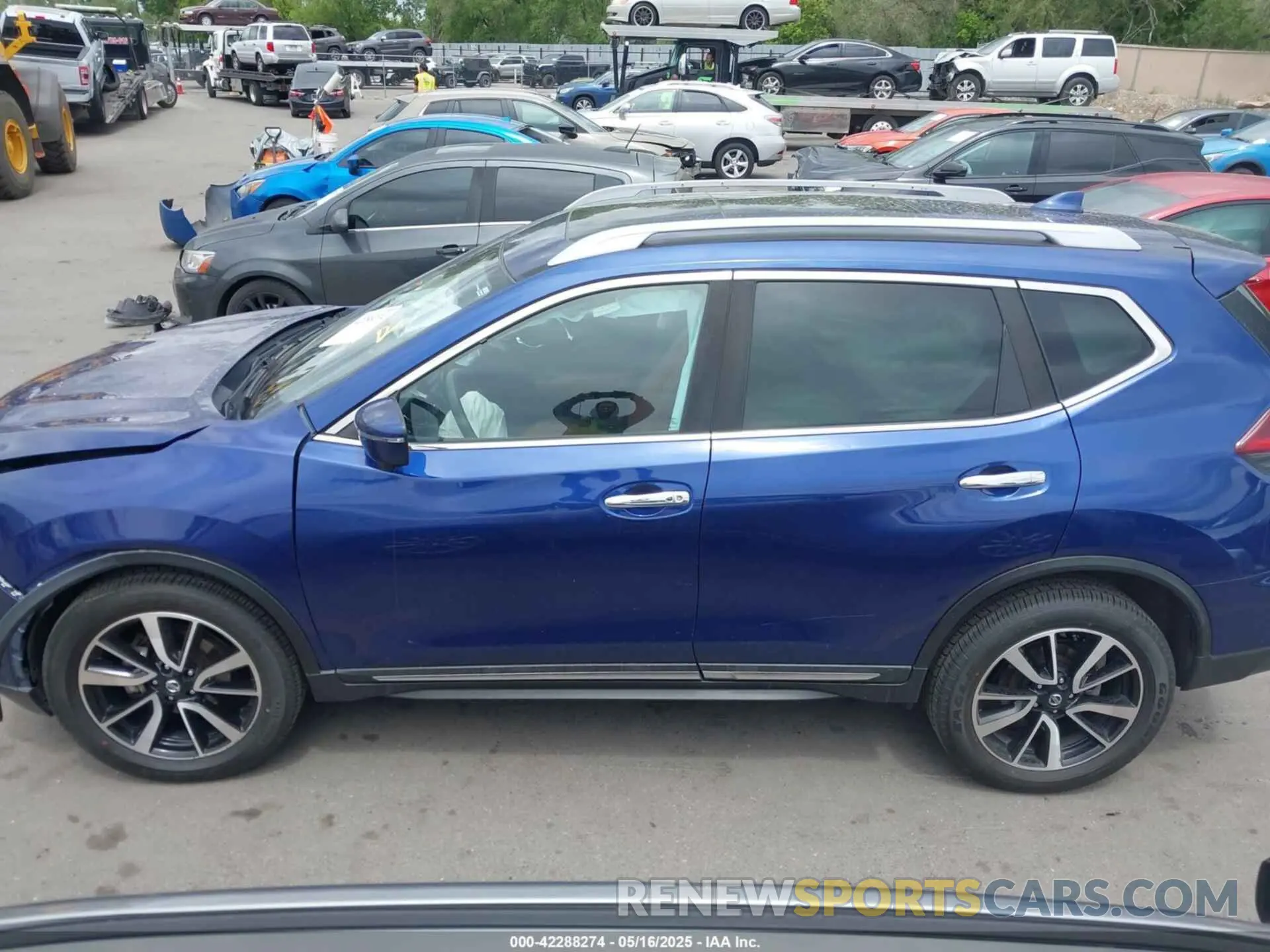 14 Photograph of a damaged car 5N1AT2MV7KC702519 NISSAN ROGUE 2019