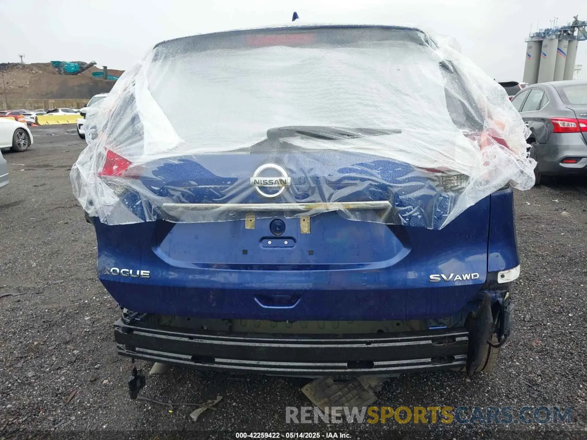 17 Photograph of a damaged car 5N1AT2MV7KC718607 NISSAN ROGUE 2019