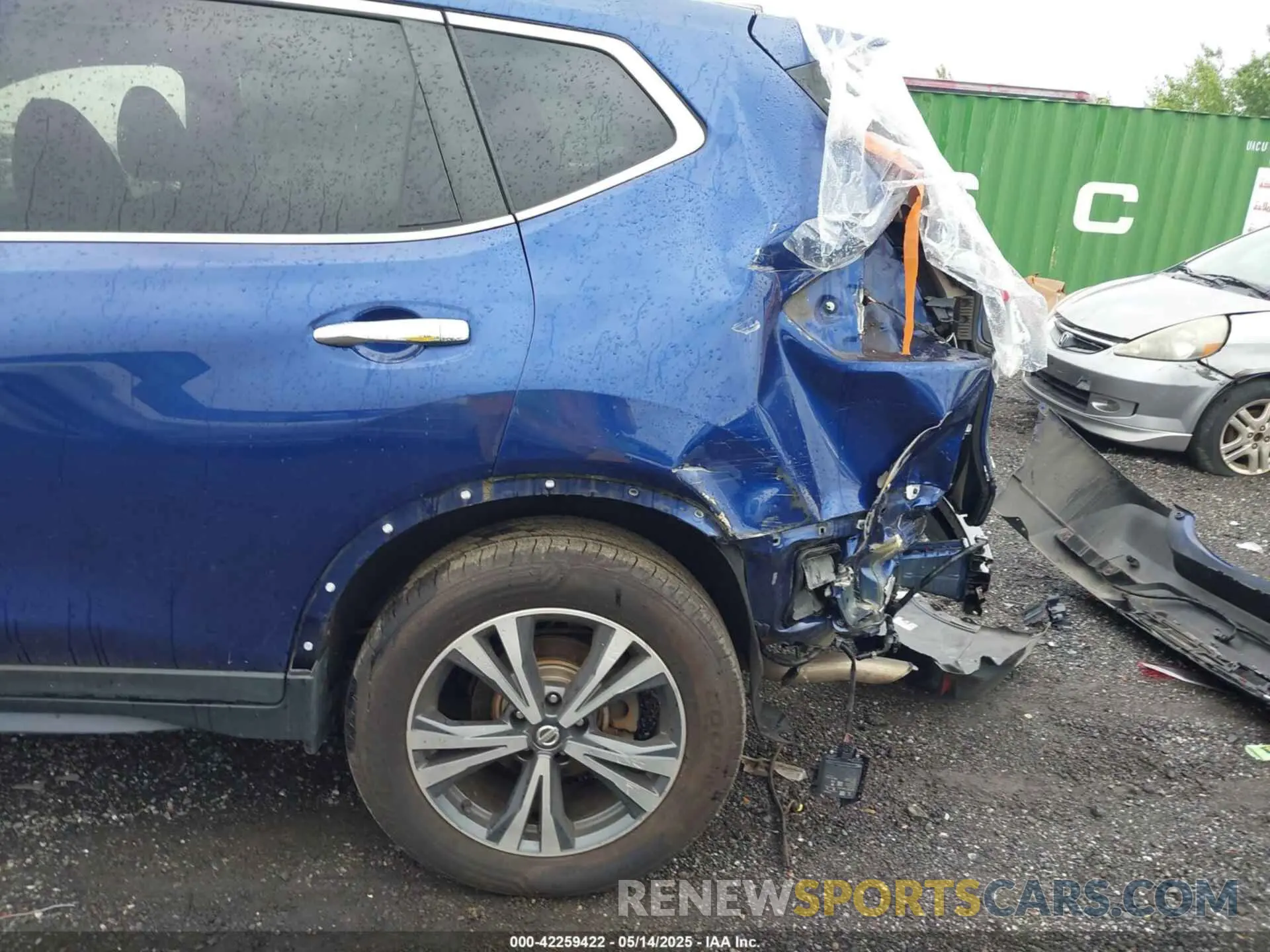 6 Photograph of a damaged car 5N1AT2MV7KC718607 NISSAN ROGUE 2019