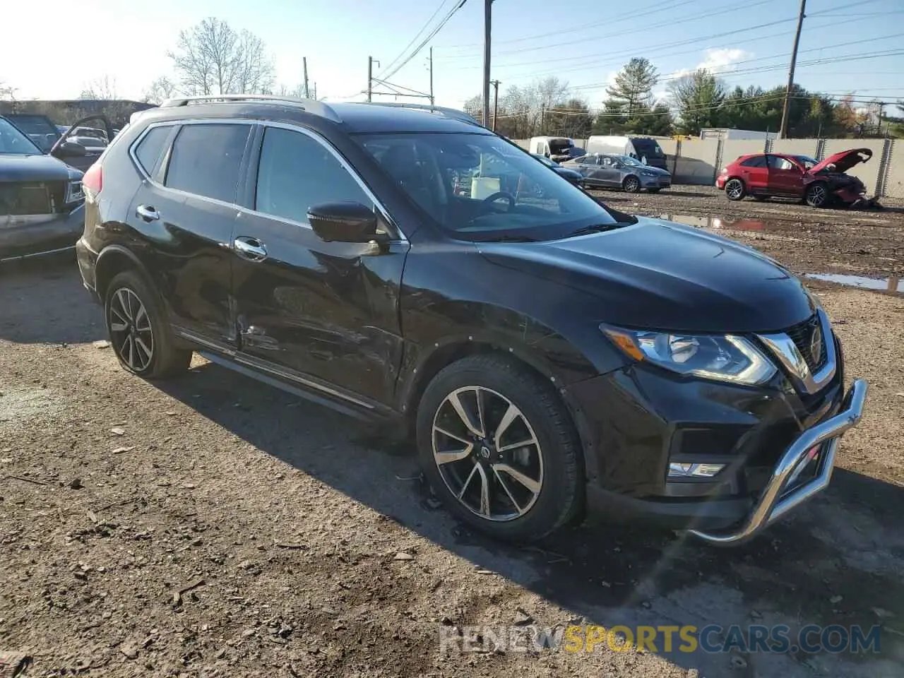 4 Photograph of a damaged car 5N1AT2MV7KC747444 NISSAN ROGUE 2019