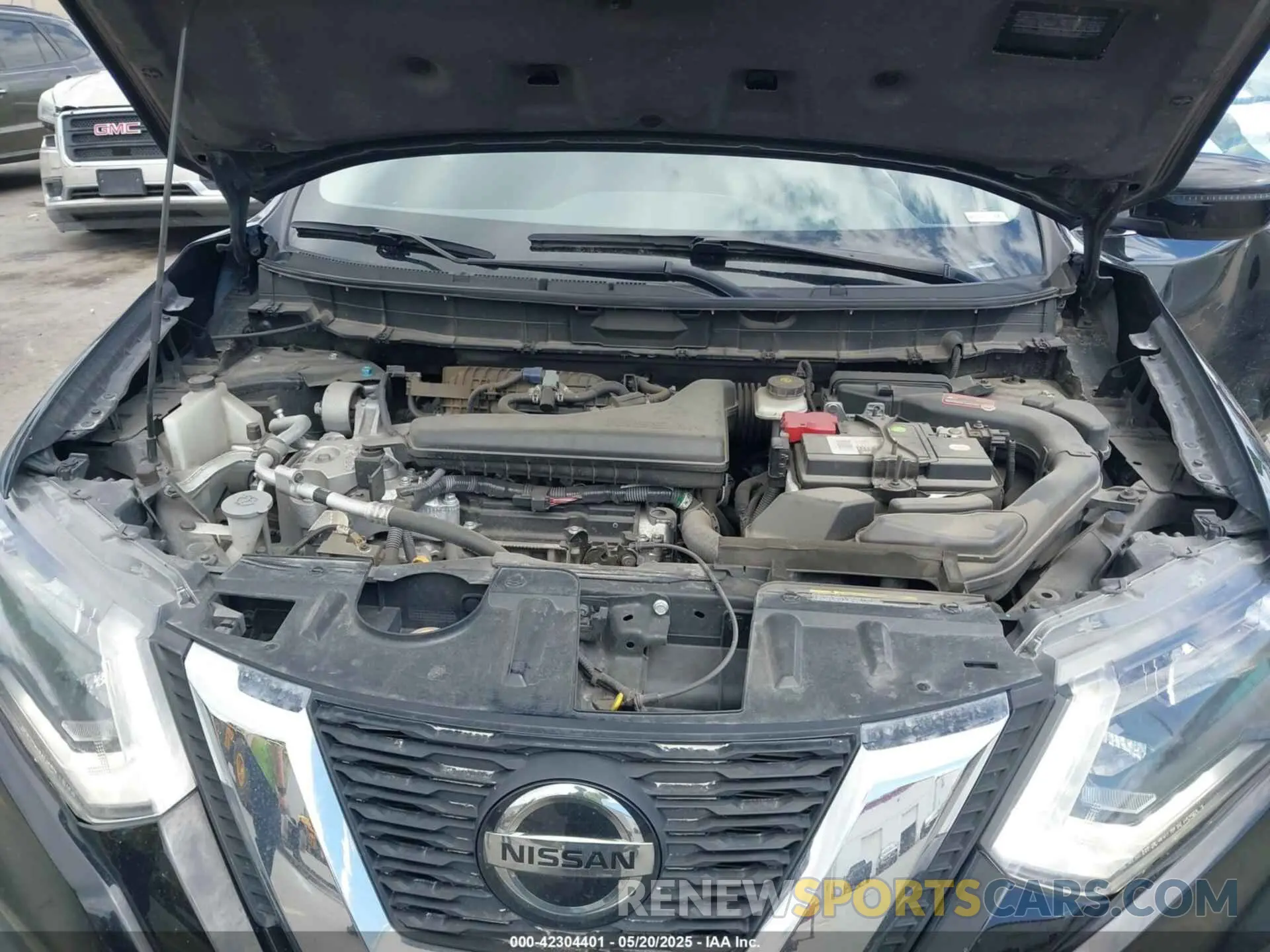 10 Photograph of a damaged car 5N1AT2MV7KC770013 NISSAN ROGUE 2019