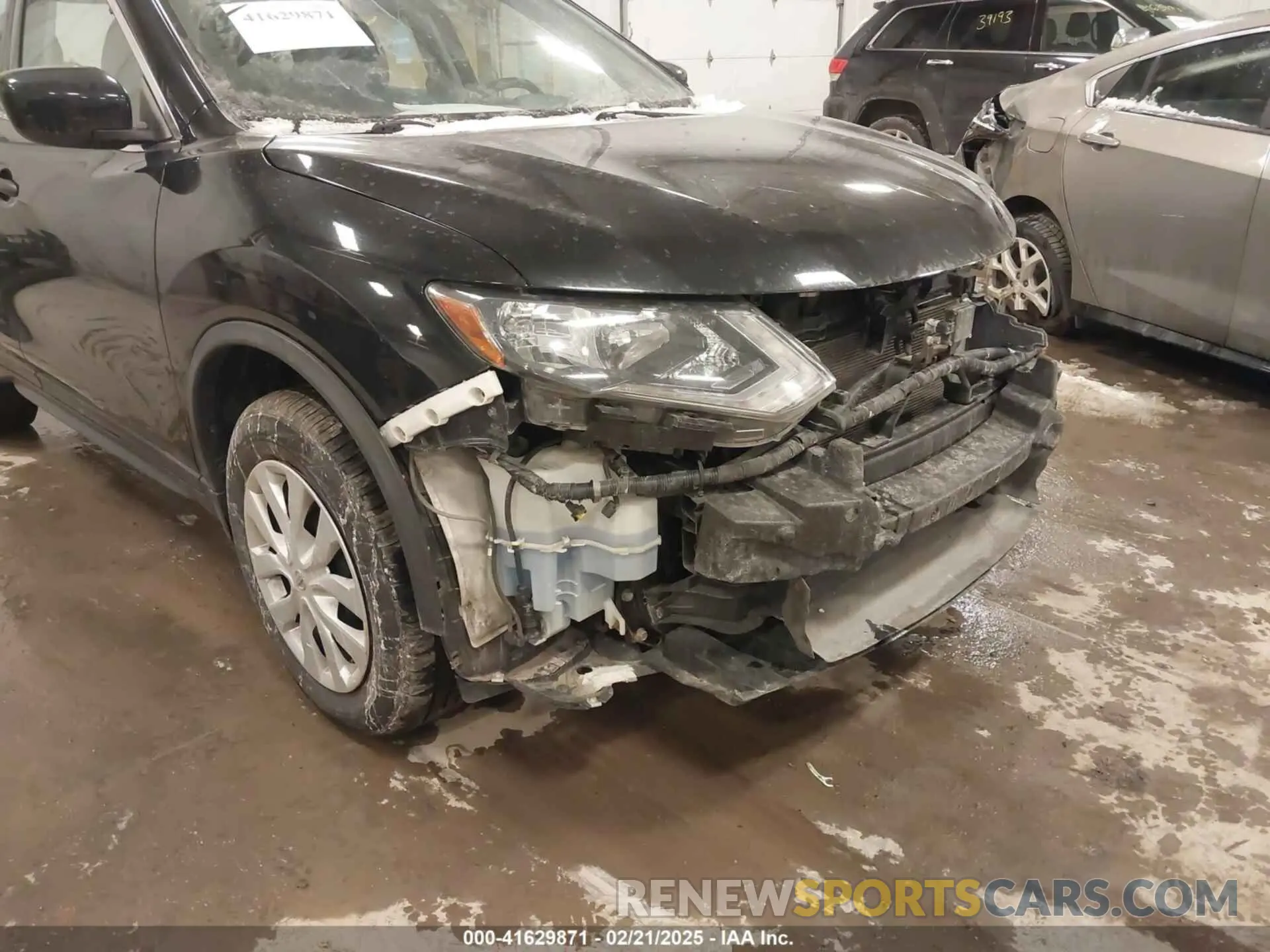 18 Photograph of a damaged car 5N1AT2MV7KC785630 NISSAN ROGUE 2019