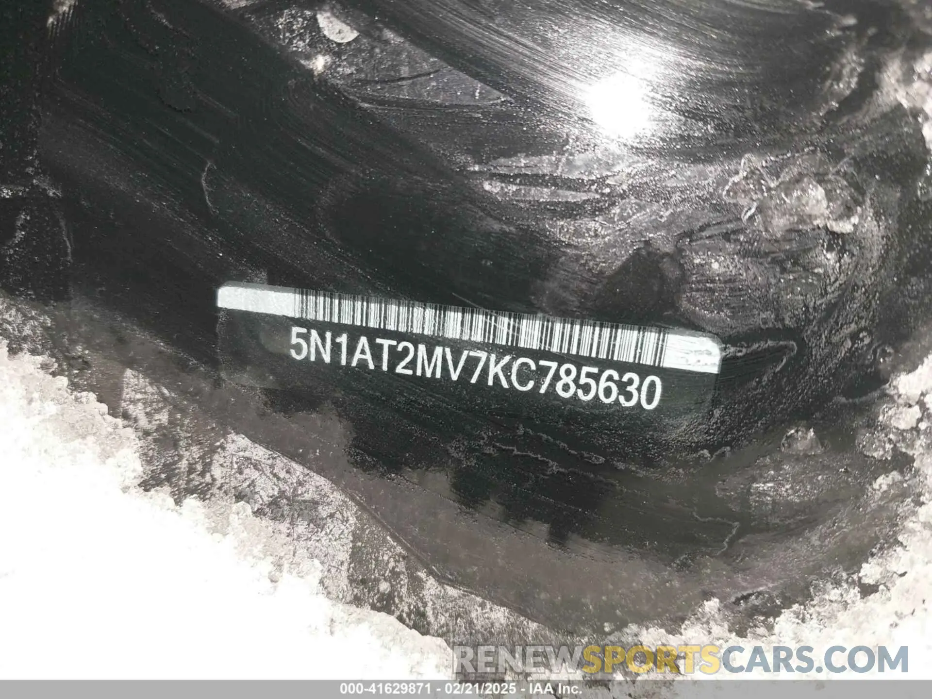 9 Photograph of a damaged car 5N1AT2MV7KC785630 NISSAN ROGUE 2019