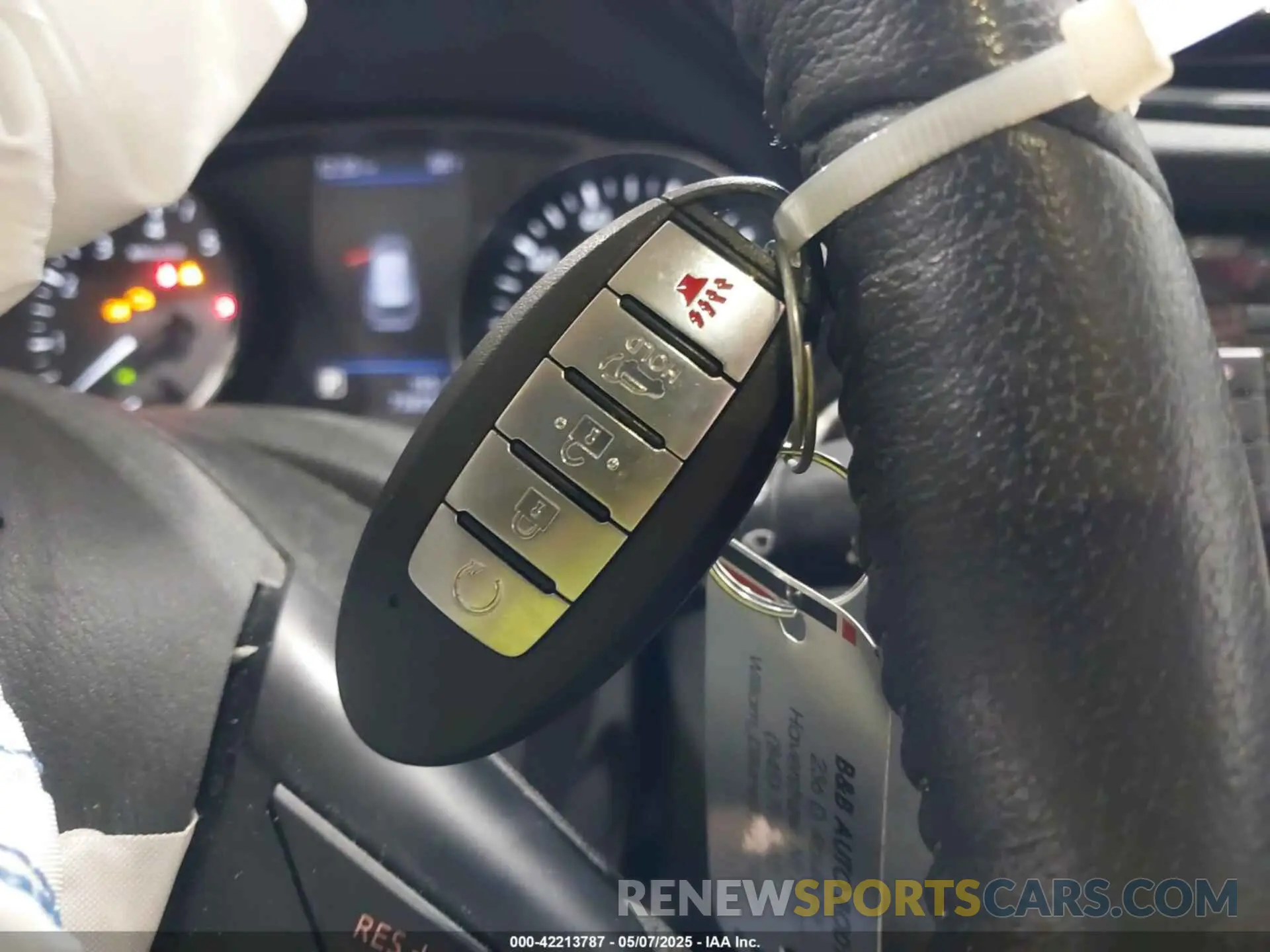 11 Photograph of a damaged car 5N1AT2MV7KC809442 NISSAN ROGUE 2019
