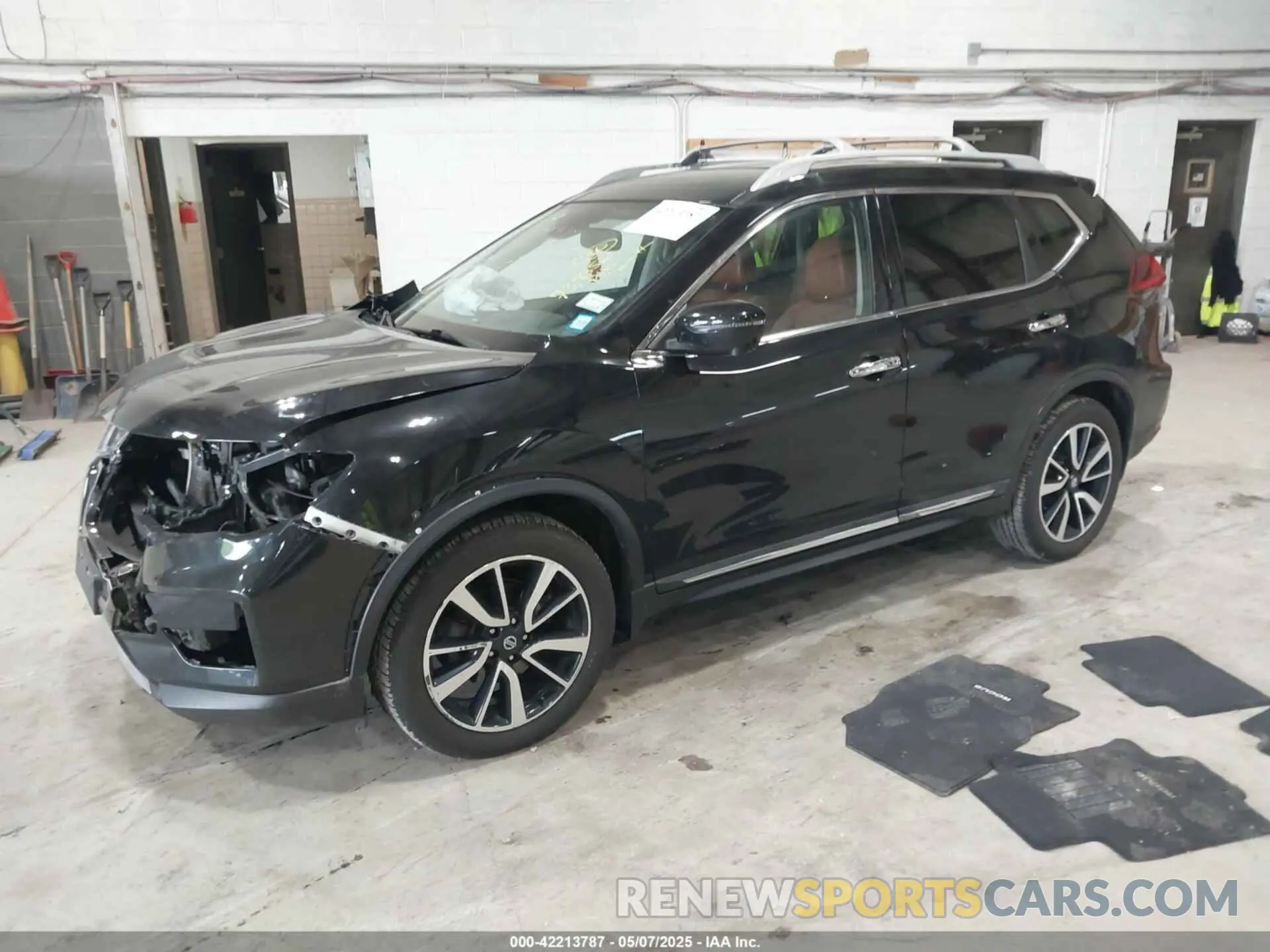 2 Photograph of a damaged car 5N1AT2MV7KC809442 NISSAN ROGUE 2019