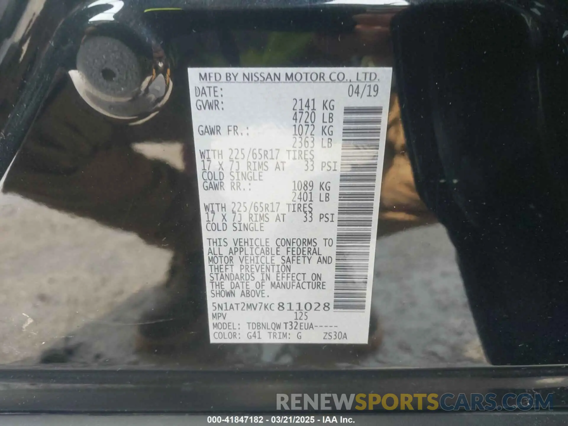 9 Photograph of a damaged car 5N1AT2MV7KC811028 NISSAN ROGUE 2019