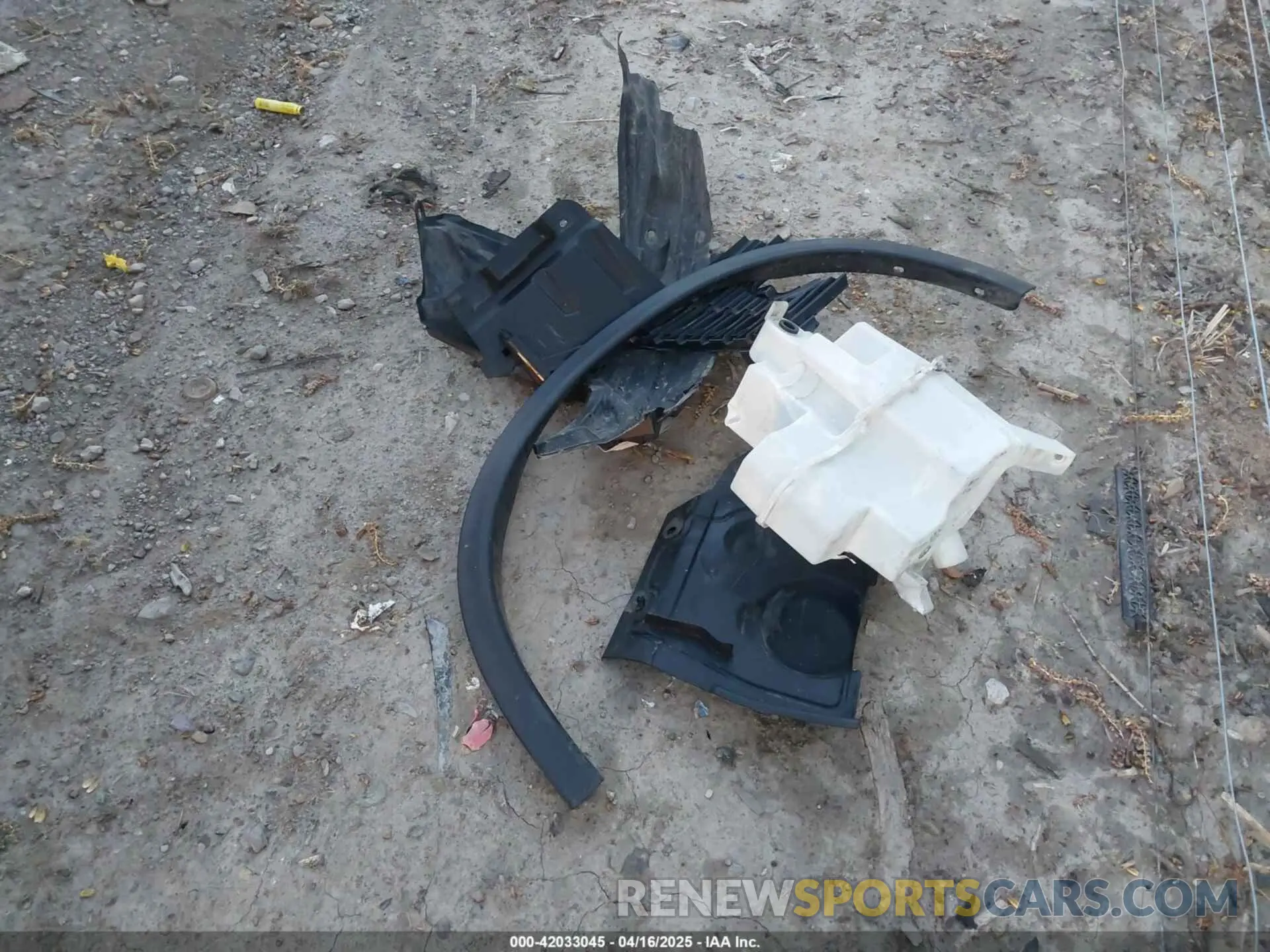 12 Photograph of a damaged car 5N1AT2MV7KC814222 NISSAN ROGUE 2019