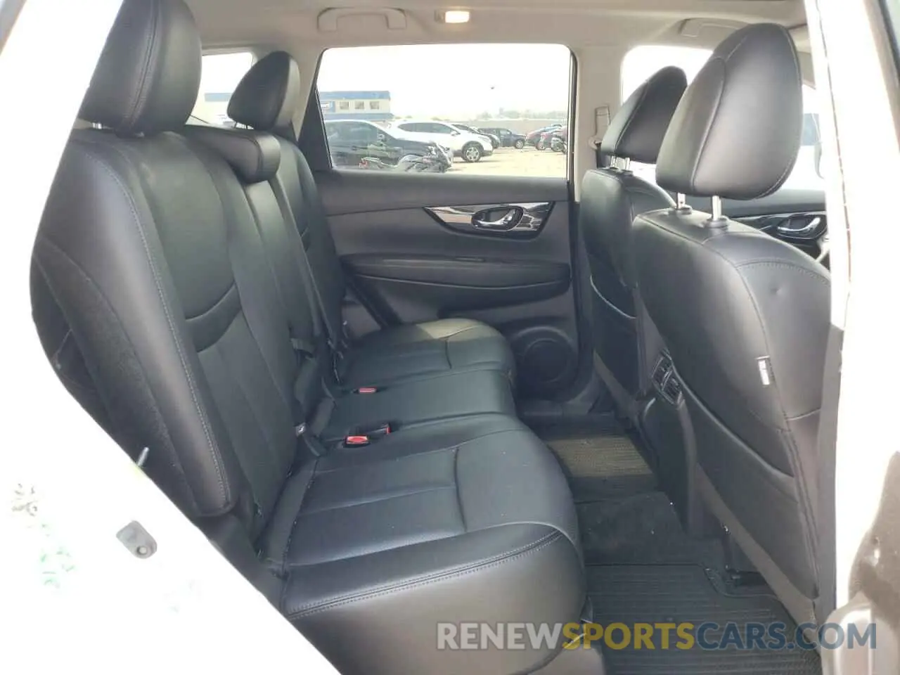 11 Photograph of a damaged car 5N1AT2MV7KC816035 NISSAN ROGUE 2019
