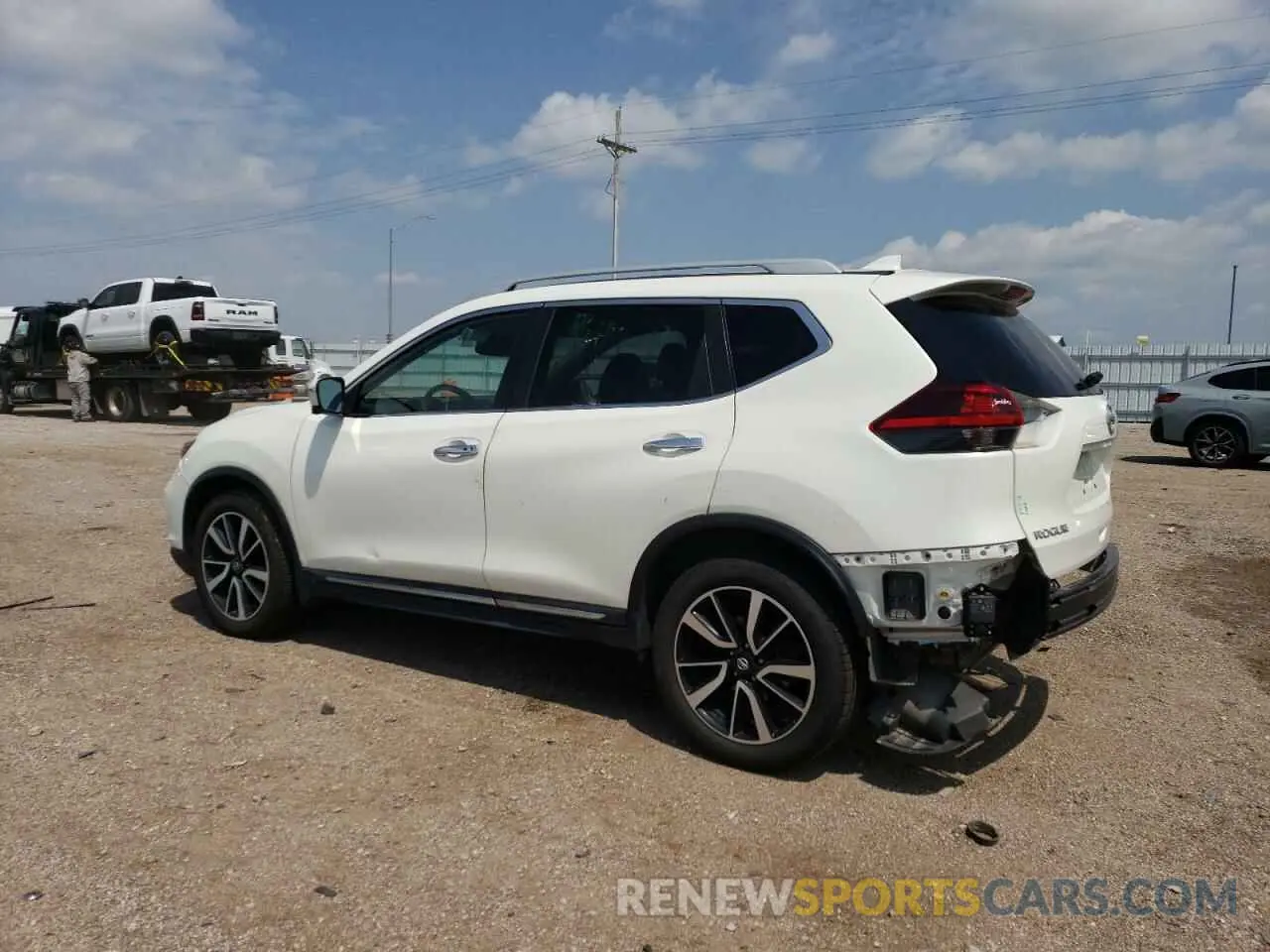 2 Photograph of a damaged car 5N1AT2MV7KC816035 NISSAN ROGUE 2019