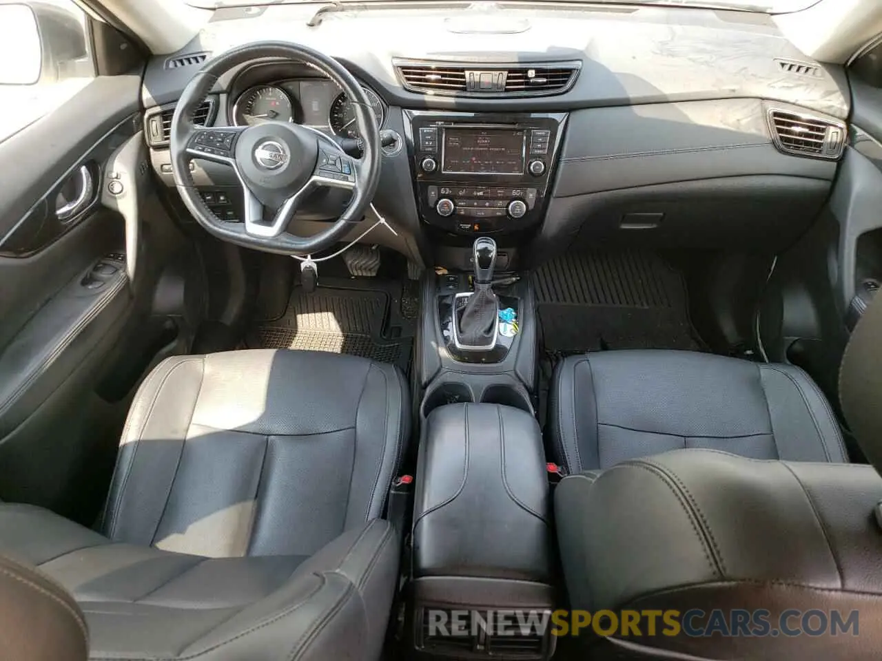 8 Photograph of a damaged car 5N1AT2MV7KC816035 NISSAN ROGUE 2019