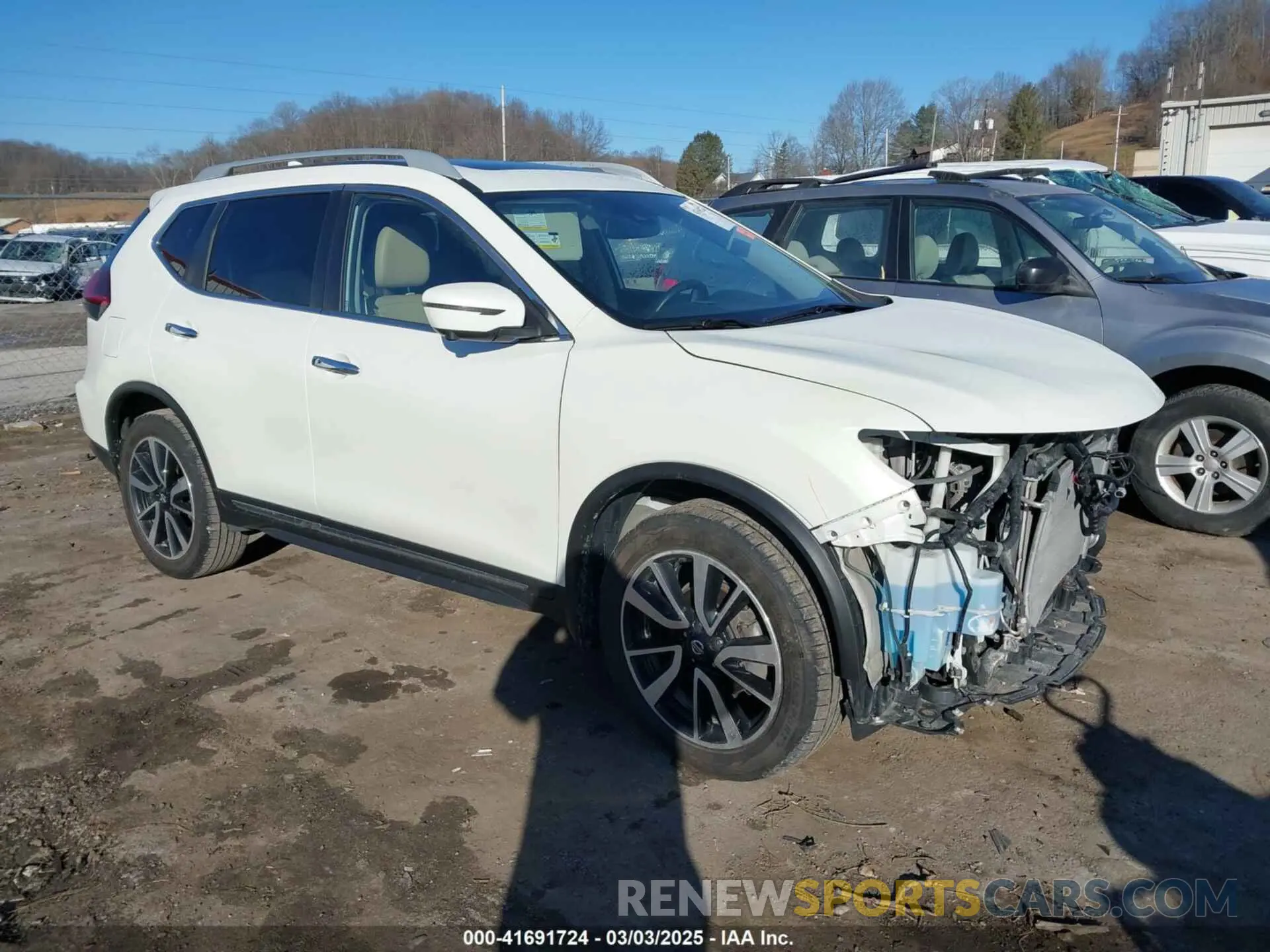 1 Photograph of a damaged car 5N1AT2MV7KC819422 NISSAN ROGUE 2019