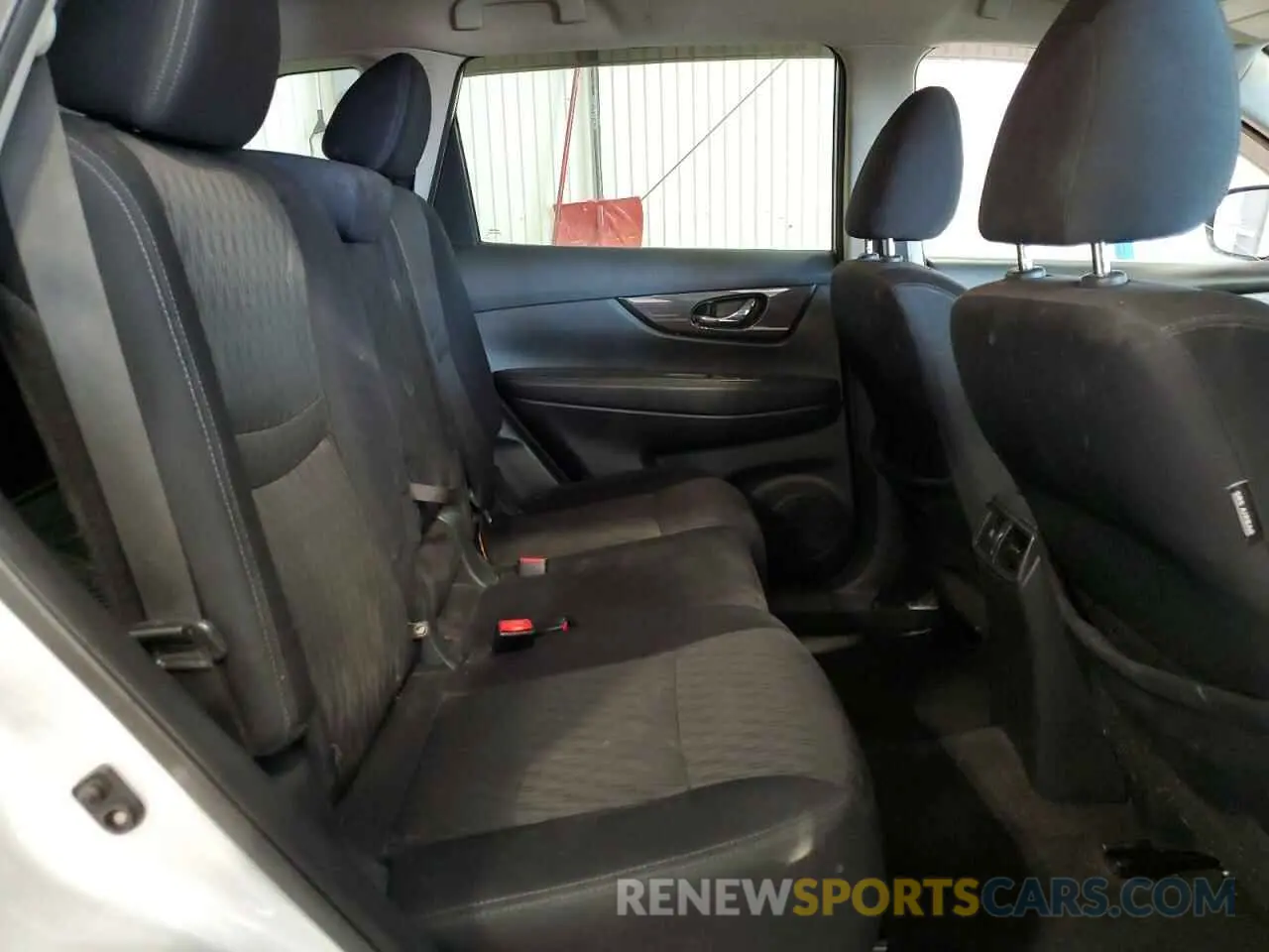 11 Photograph of a damaged car 5N1AT2MV8KC704733 NISSAN ROGUE 2019