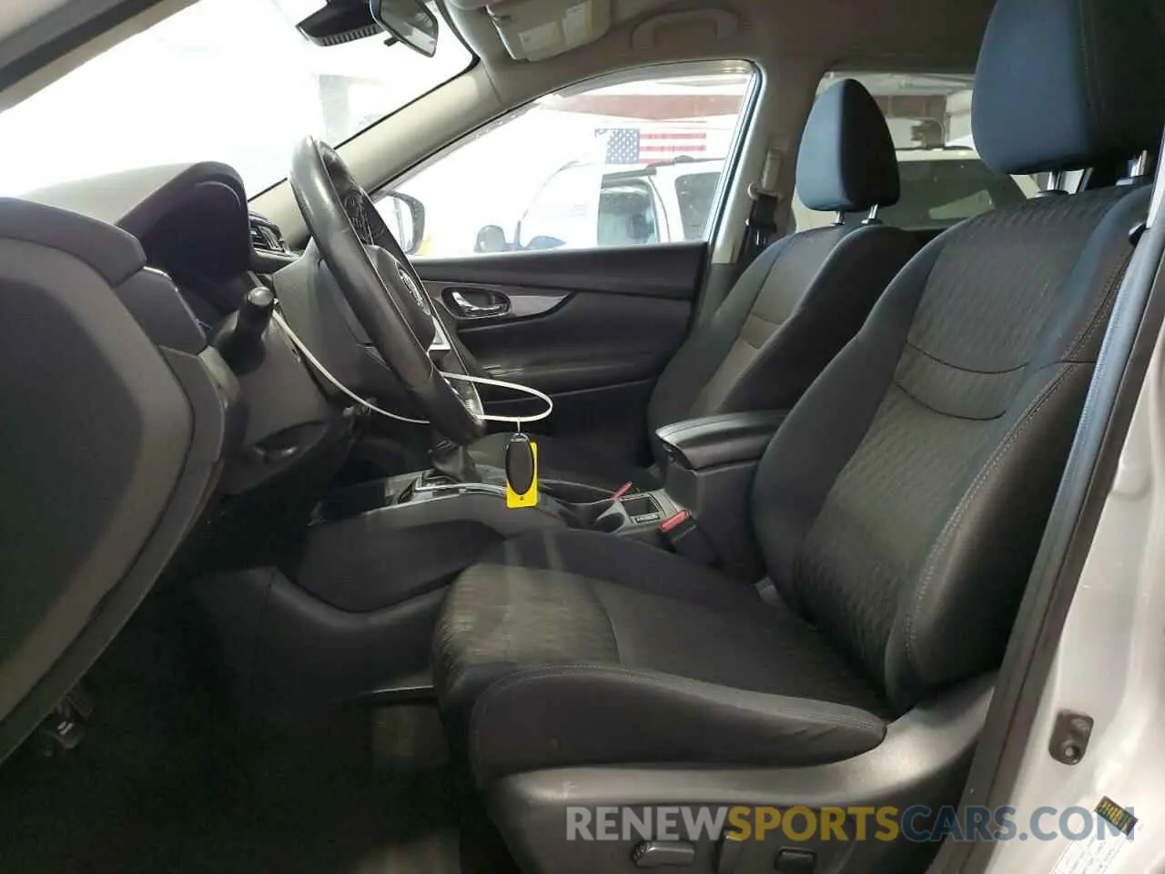 7 Photograph of a damaged car 5N1AT2MV8KC704733 NISSAN ROGUE 2019