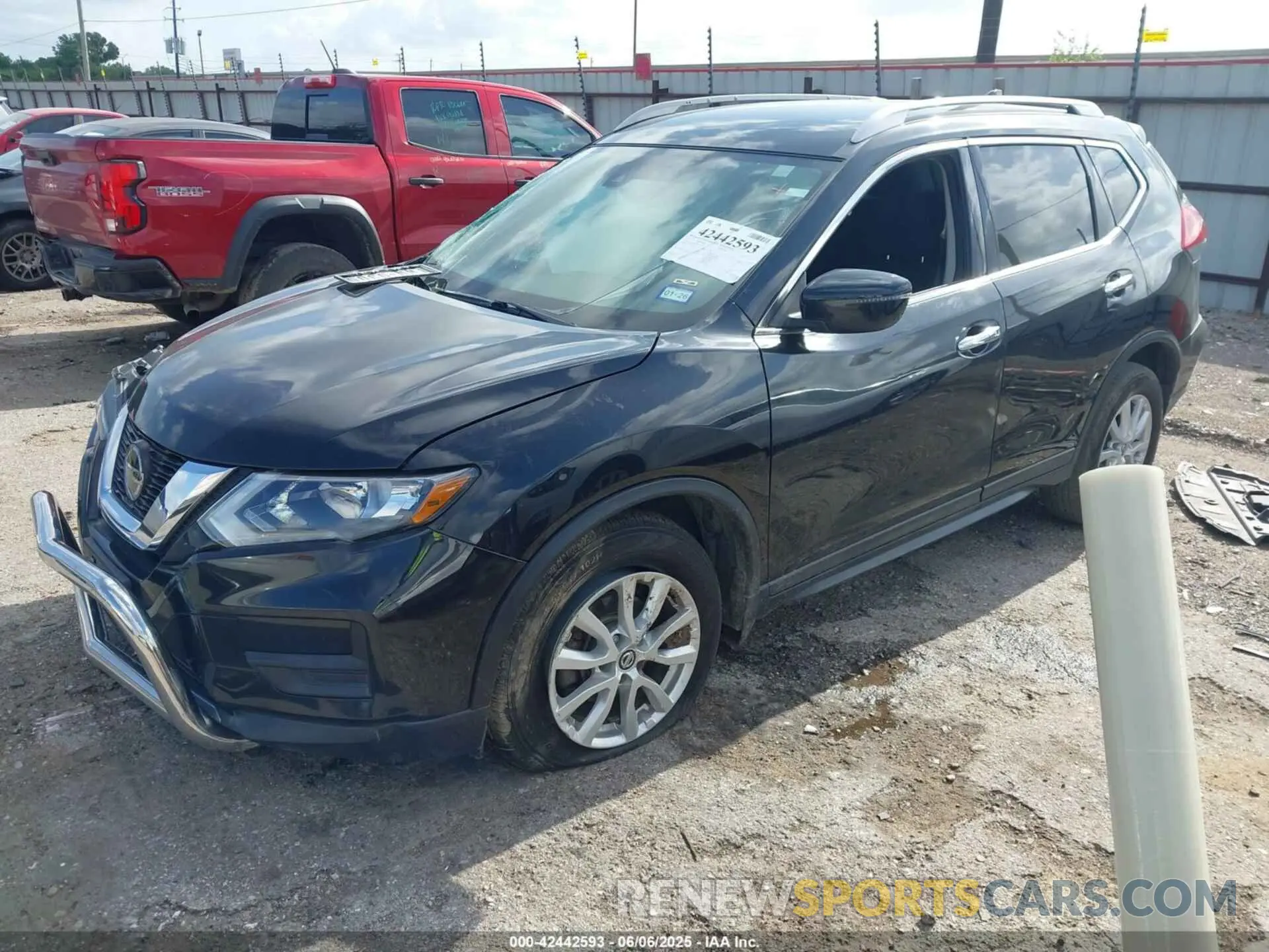 2 Photograph of a damaged car 5N1AT2MV8KC729955 NISSAN ROGUE 2019